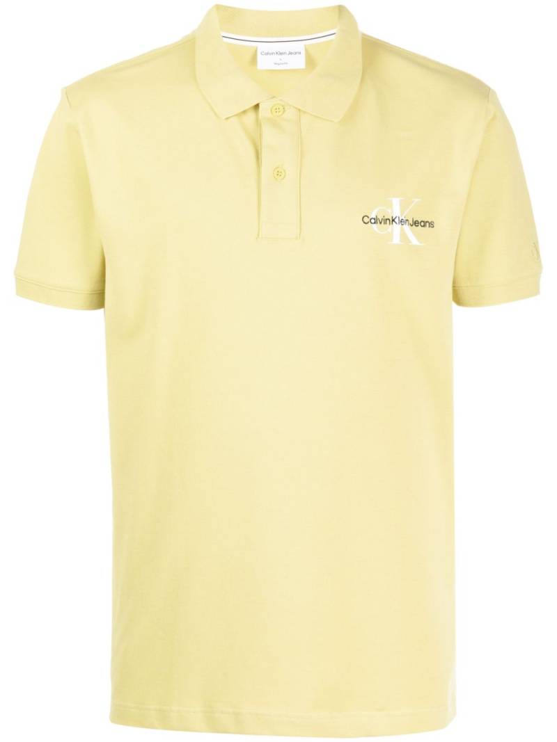 Calvin Klein logo-embroidered short-sleeve polo shirt - Yellow von Calvin Klein