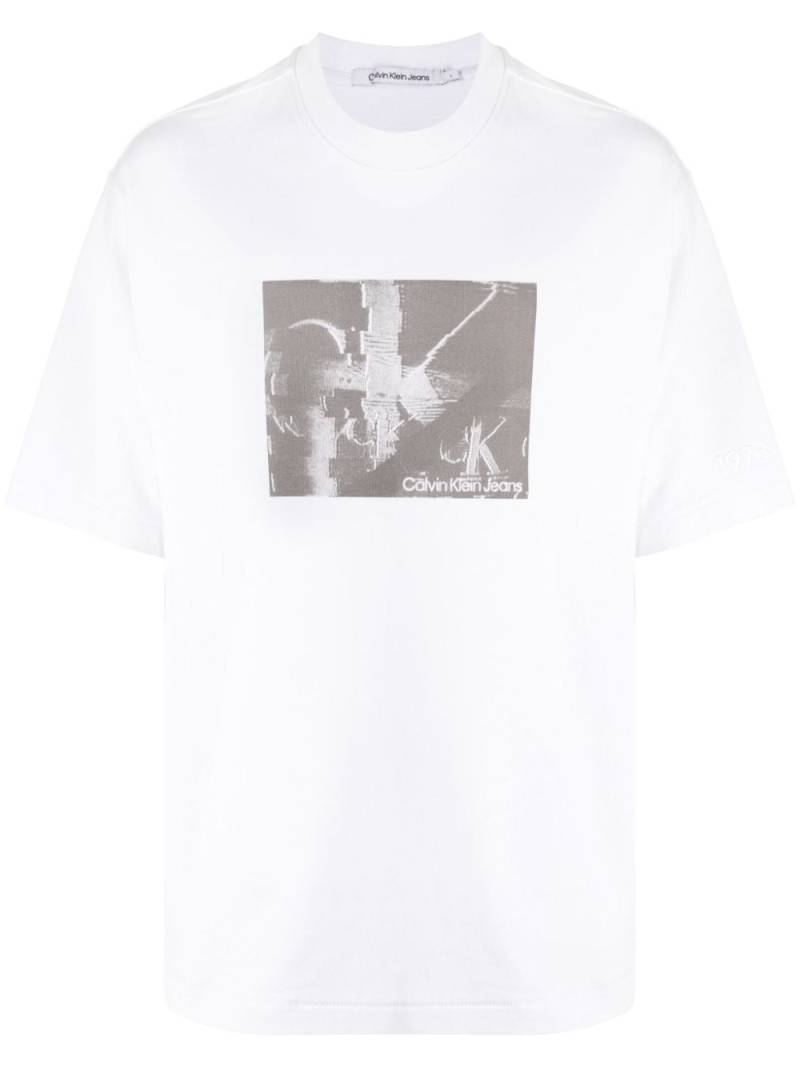 Calvin Klein logo-print short-sleeve T-shirt - White von Calvin Klein