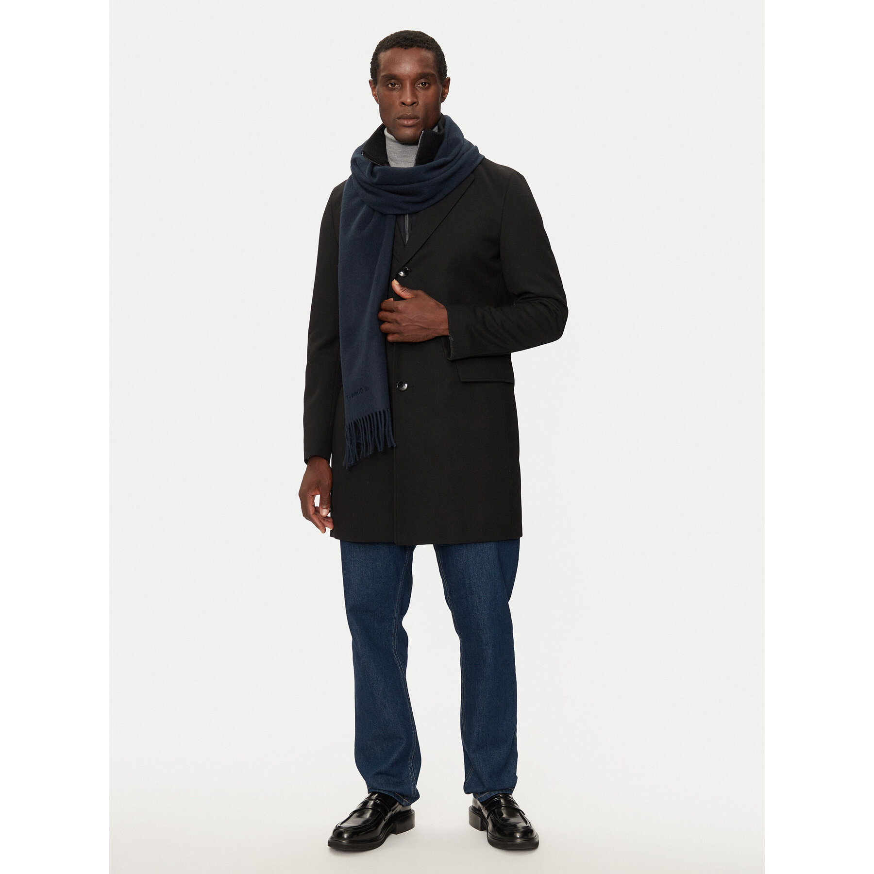 Schal Calvin Klein K50K512372 Dunkelblau Schal Calvin Klein K50K512372 Dunkelblau von Calvin Klein