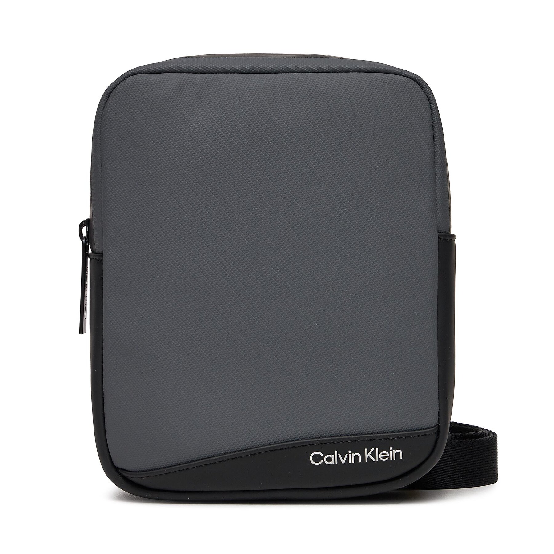 Umhängetasche Calvin Klein Rubberized K50K511252 Iron Gate Rubber PCX von Calvin Klein