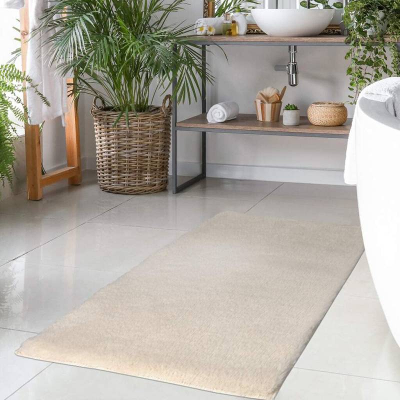 Carpet City Badematte »Topia Mats, Badteppich uni«, rutschhemmend beschichtet, strapazierfähig, Hochflor, Kaninchen Haptik, Polyester, Badezimmerteppich, waschbar von Carpet City