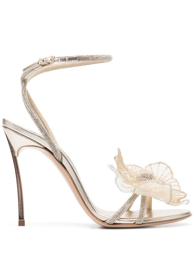 Casadei floral-appliqué 110mm heeled sandals - Gold von Casadei