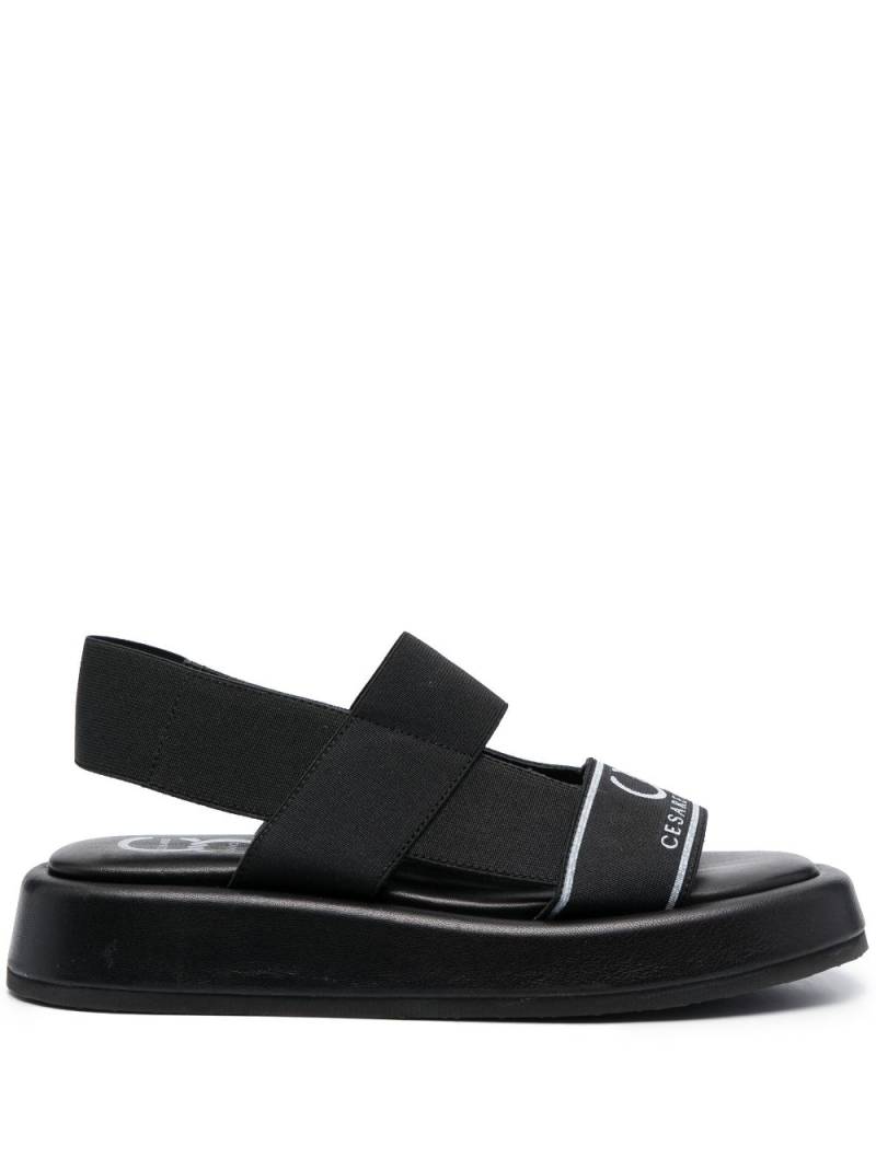 Casadei padded flat sandals - Black von Casadei