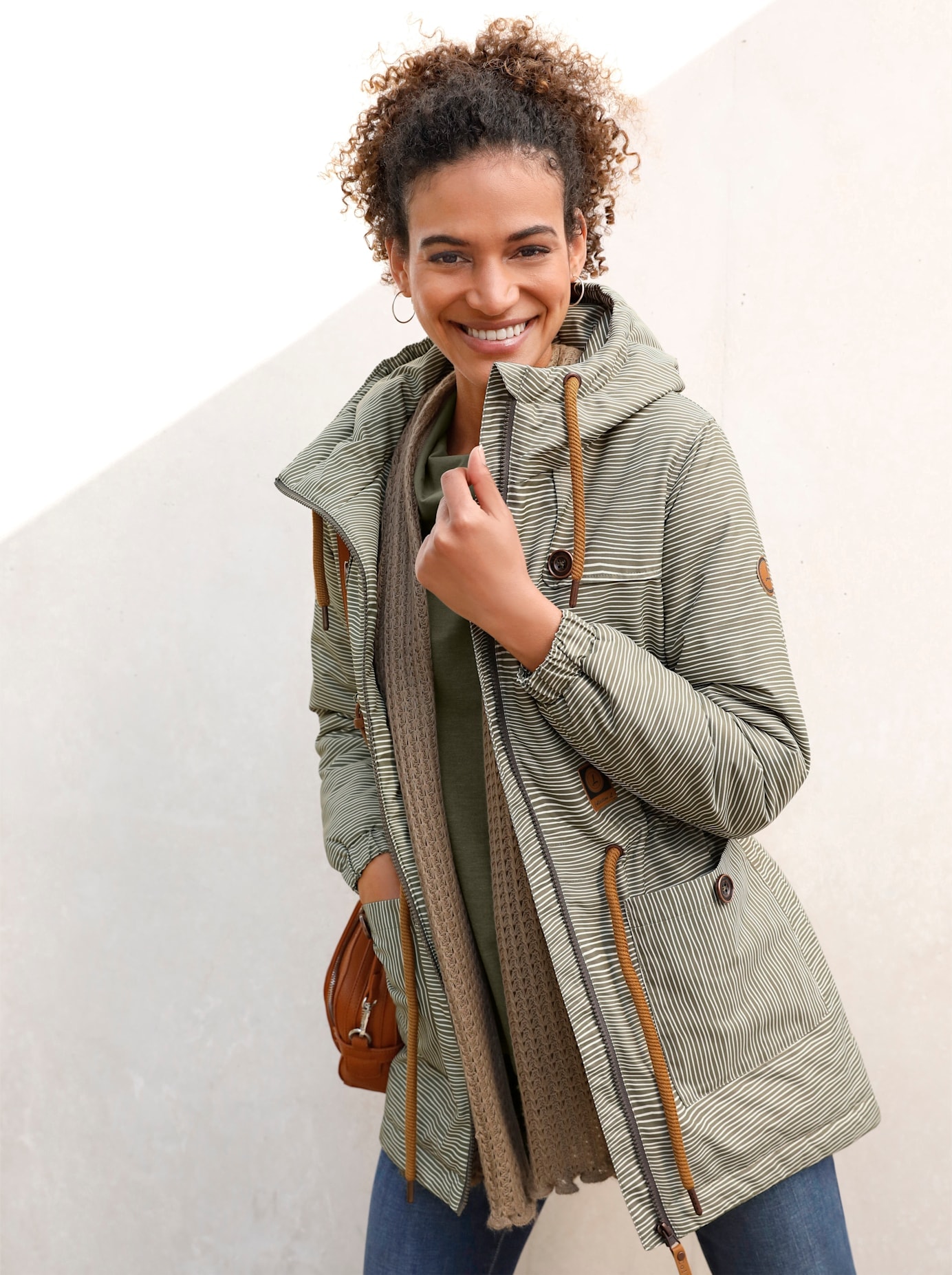 Casual Looks Anorak, mit Kapuze von Casual Looks