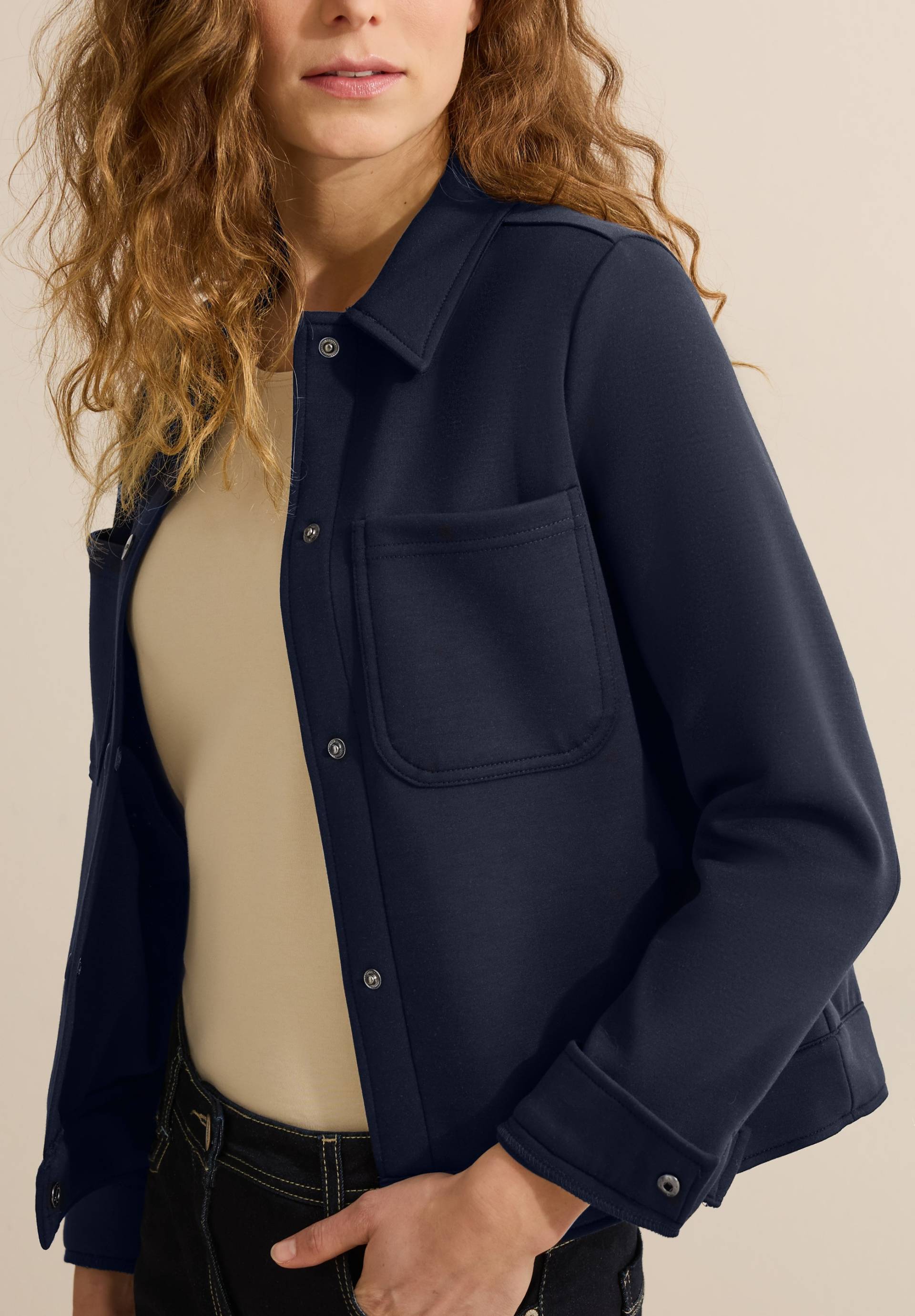 Cecil Sweatjacke, mit Knopfleiste und Hemdkragen Cecil Sweatjacke, mit Knopfleiste und Hemdkragen von Cecil