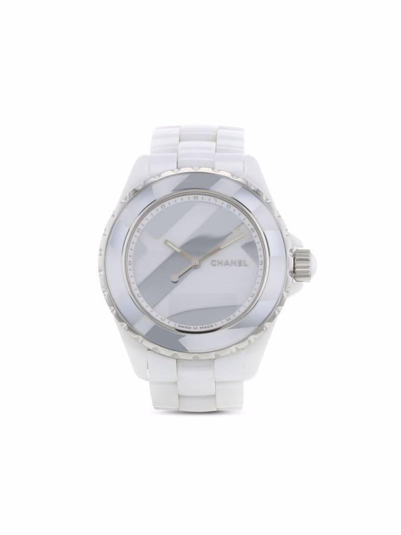 CHANEL Pre-Owned 2010s pre-owned J12 39mm - White von CHANEL Pre-Owned