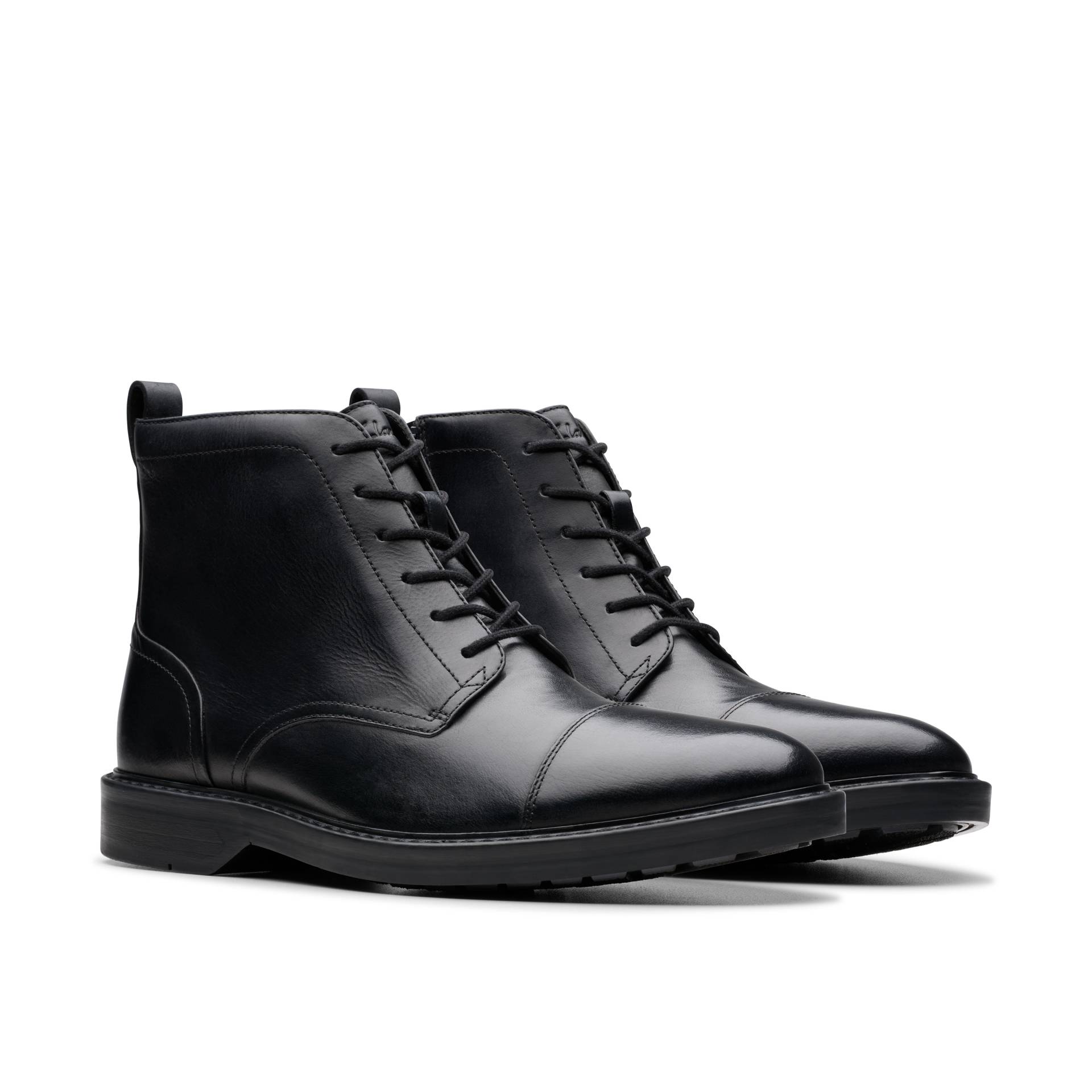 Clarks Winterstiefel »Aldwin Cap«, Festtagsschuh, Stiefelette, Anzugschuh mit Blockabsatz Clarks Winterstiefel »Aldwin Cap«, Festtagsschuh, Stiefelette, Anzugschuh mit Blockabsatz von Clarks