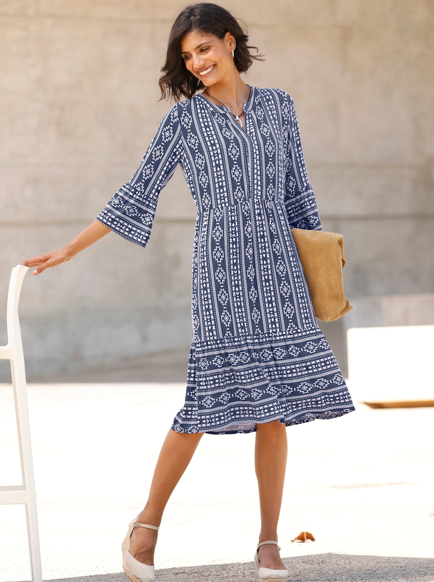 Classic Basics Jerseykleid »Jersey-Kleid« Classic Basics Jerseykleid »Jersey-Kleid« von Classic Basics