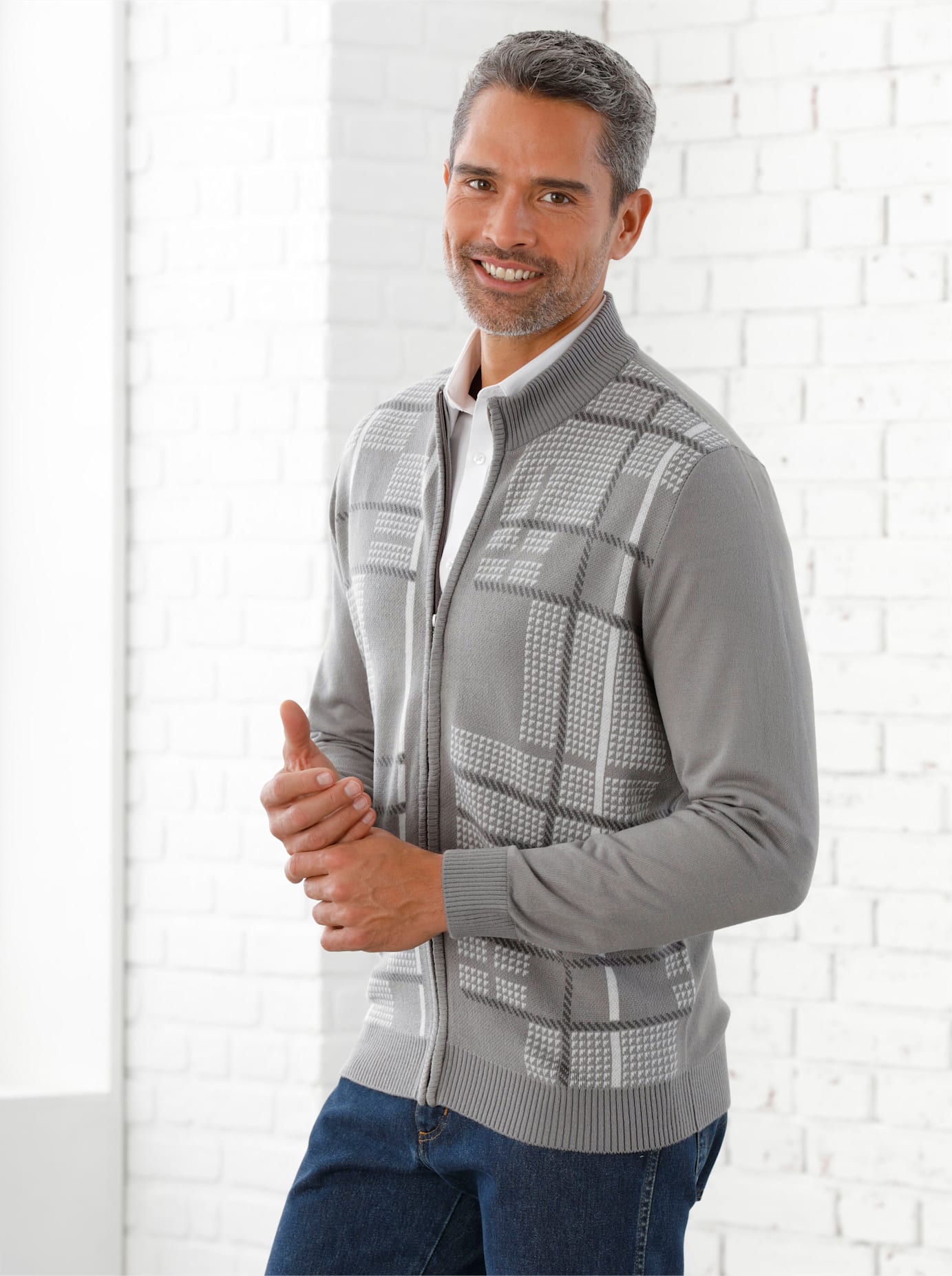 Classic Cardigan von Classic