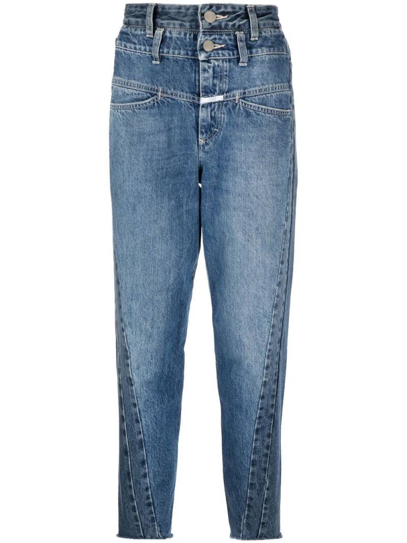 Closed Curved-X cropped tapered jeans - Blue von Closed