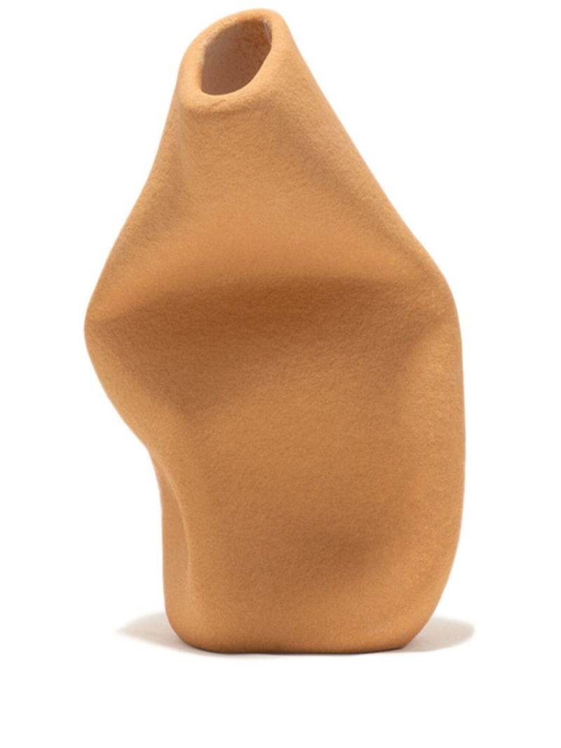 Completedworks Yesterday Is History sculpted vase - Brown von Completedworks