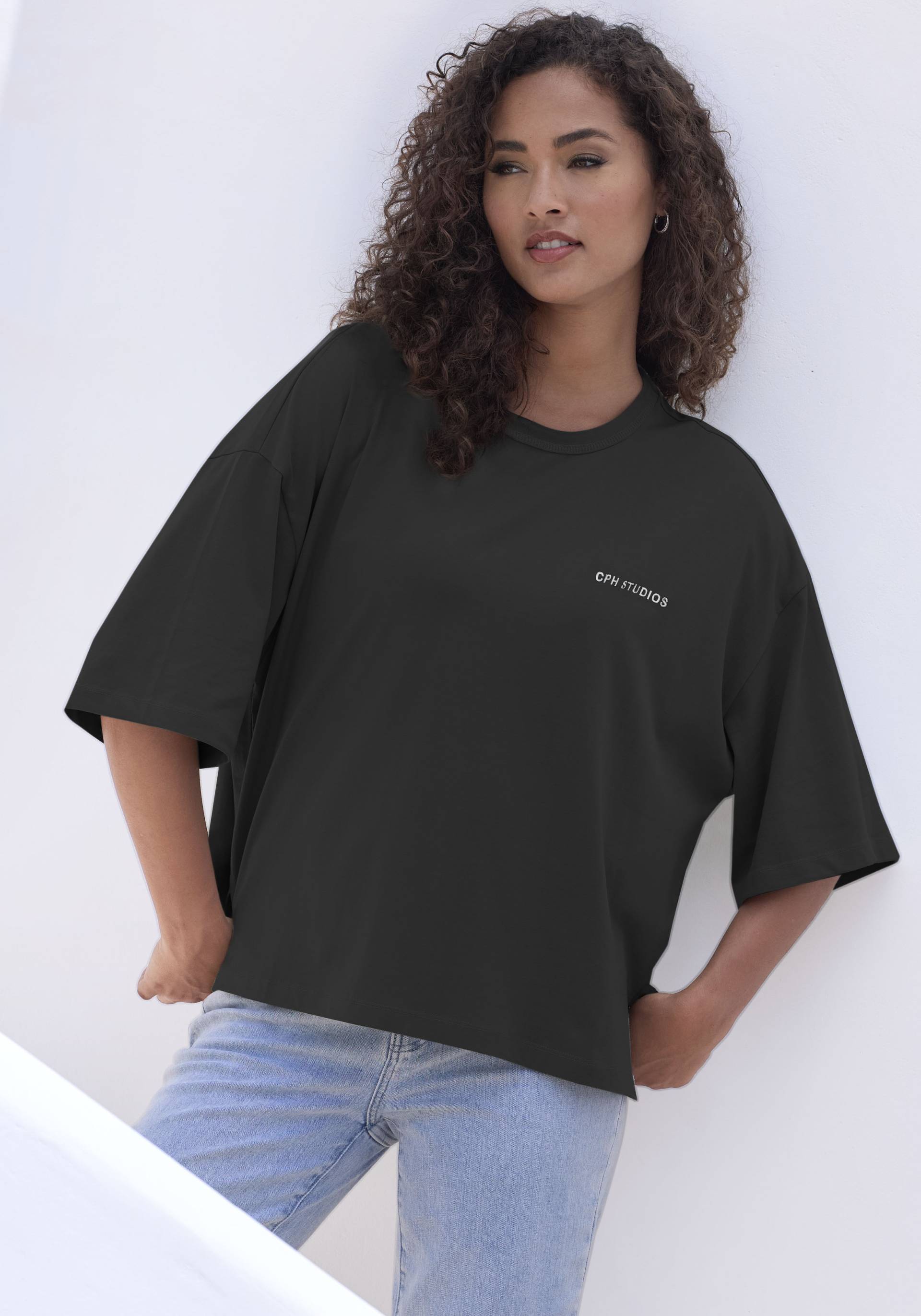 Copenhagen Studios Oversize-Shirt »mit hochwertiger Logostickerei«, aus heavy Bio-Baumwoll-Qualität Copenhagen Studios Oversize-Shirt »mit hochwertiger Logostickerei«, aus heavy Bio-Baumwoll-Qualität von Copenhagen Studios