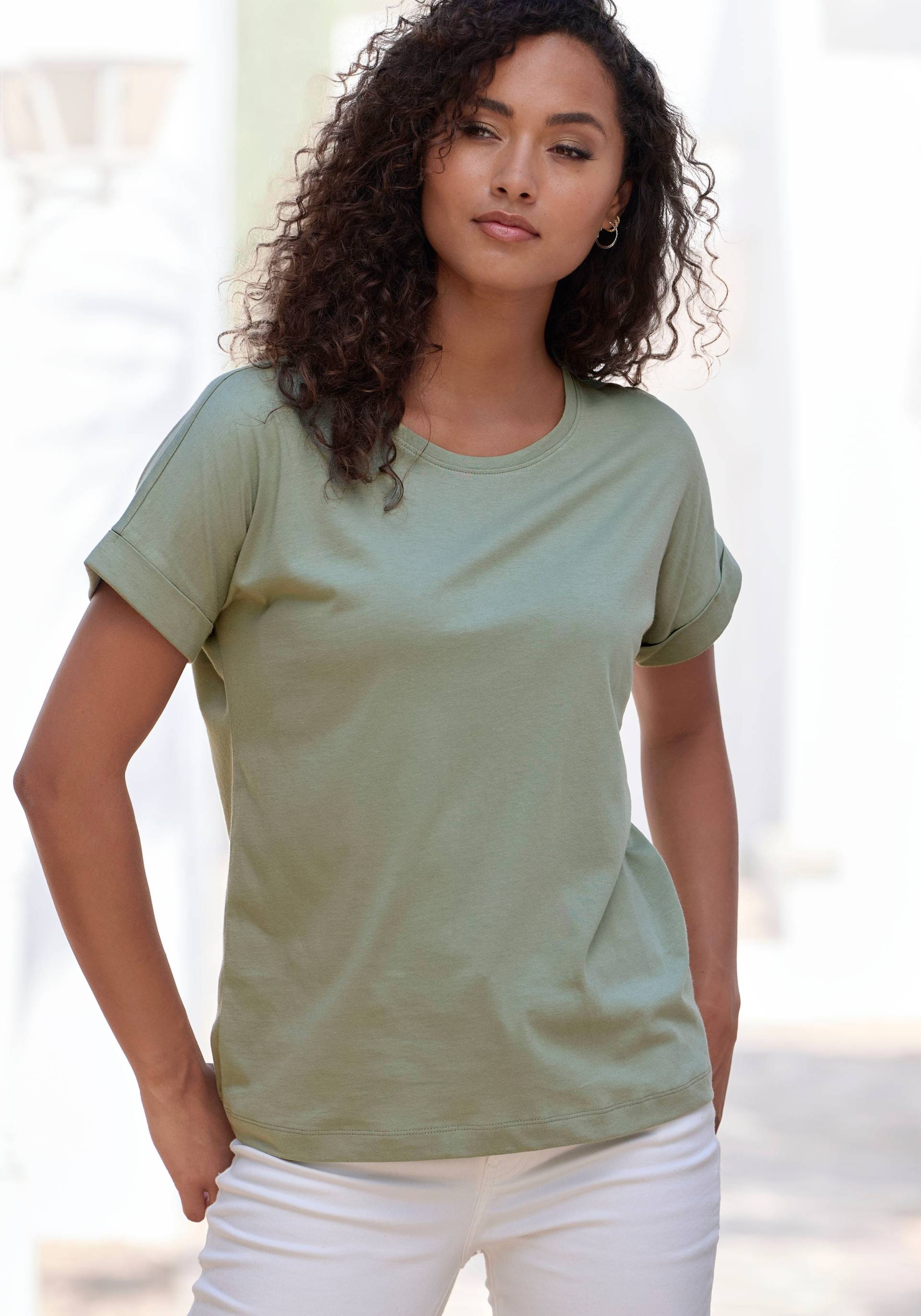 Copenhagen Studios T-Shirt »mit dezentem Logoprint hinten«, aus softer Jersey-Qualität mit Bio-Baumwolle Copenhagen Studios T-Shirt »mit dezentem Logoprint hinten«, aus softer Jersey-Qualität mit Bio-Baumwolle von Copenhagen Studios