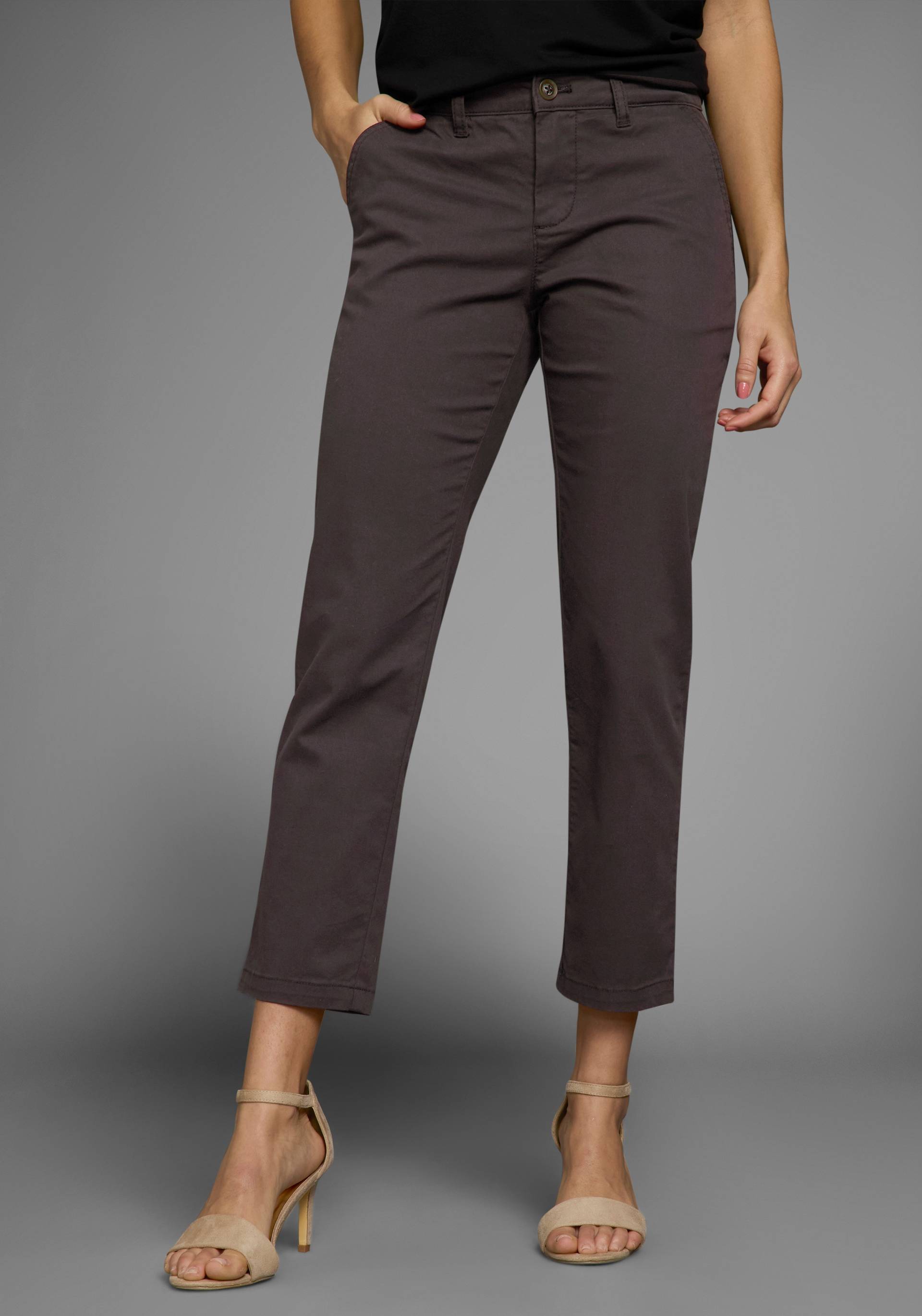 DELMAO 7/8-Hose, mit funktionalen Eingriff- & Ziertaschen DELMAO 7/8-Hose, mit funktionalen Eingriff- & Ziertaschen von DELMAO