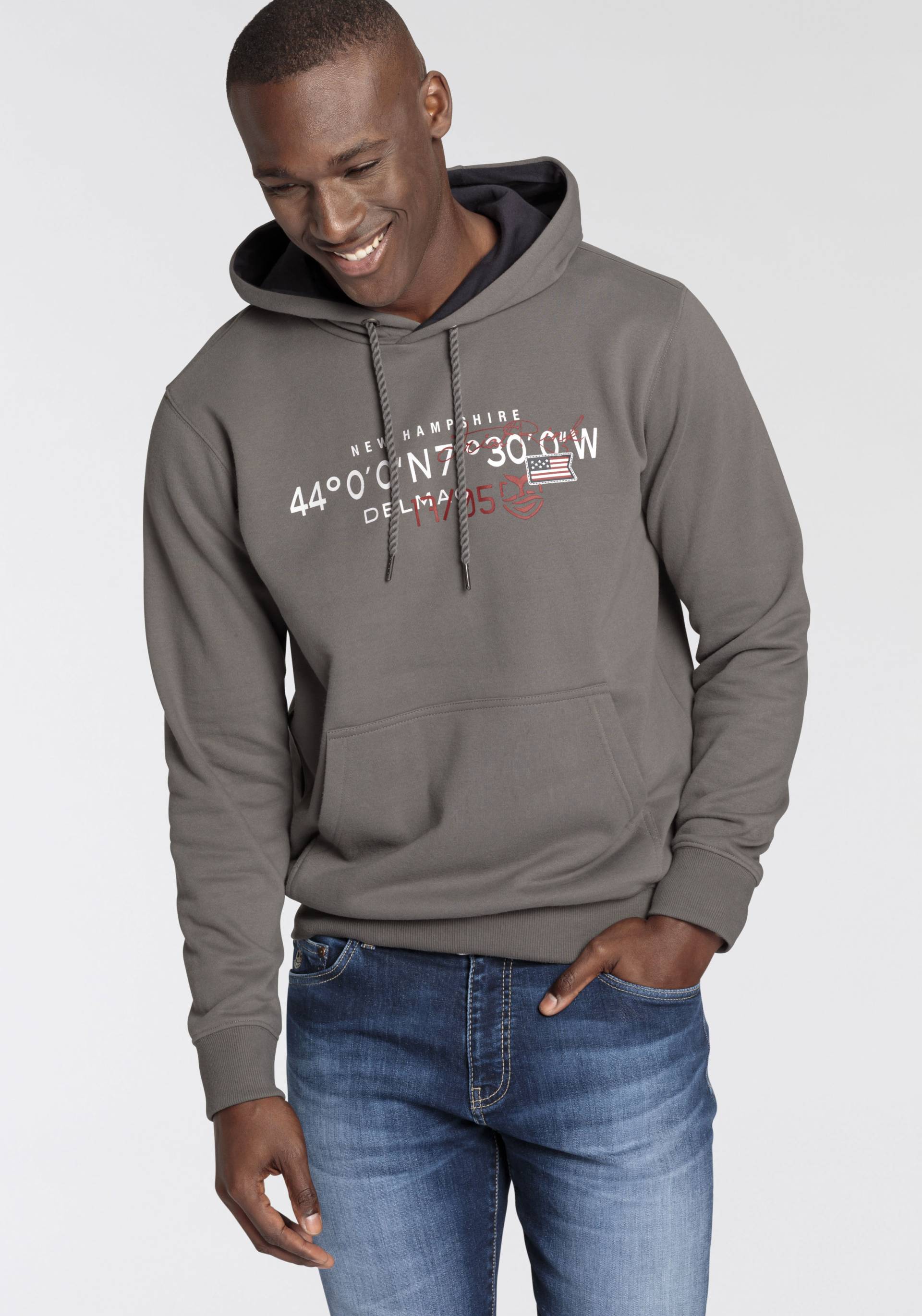 DELMAO Kapuzensweatshirt von DELMAO