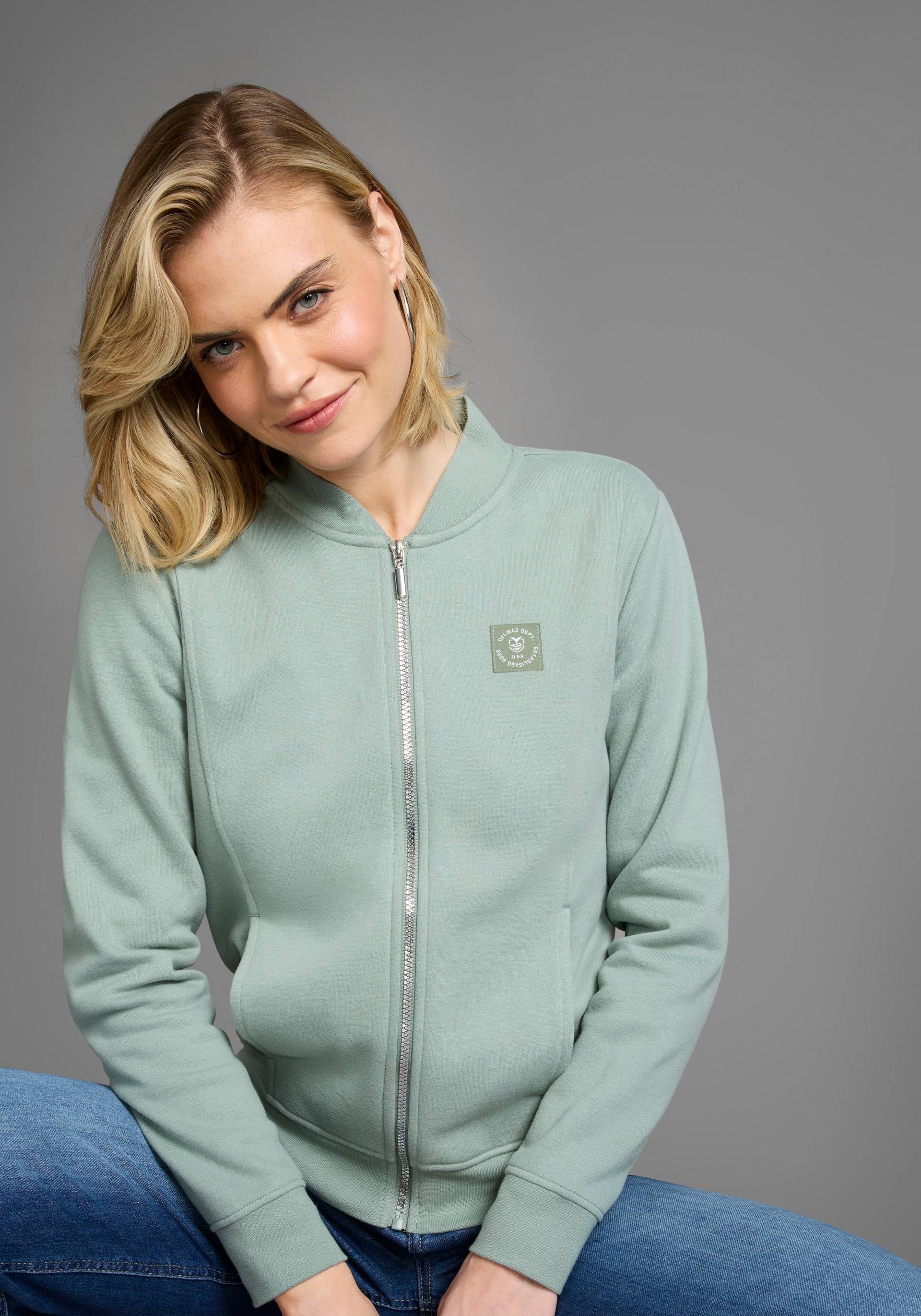 DELMAO Sweatjacke, in modischer Bomberjacken-Form - NEUE KOLLEKTION DELMAO Sweatjacke, in modischer Bomberjacken-Form - NEUE KOLLEKTION von DELMAO