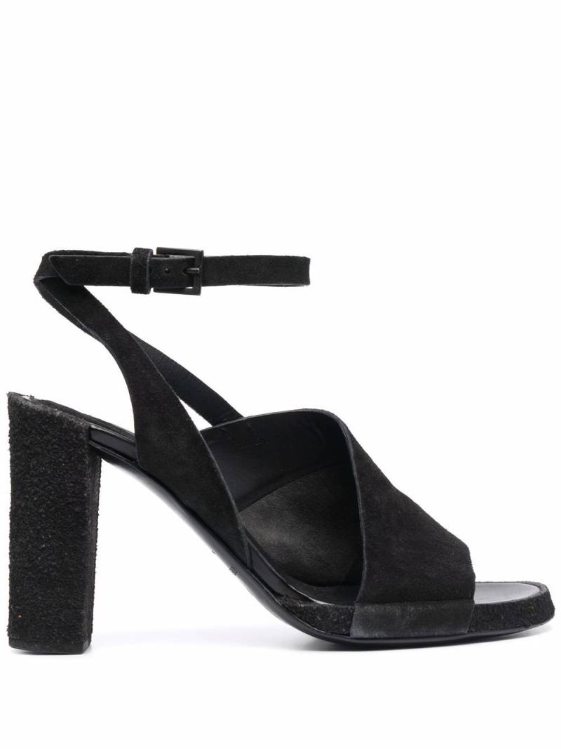 Del Carlo 100mm asymmetric cut-out strap sandals - Black von Del Carlo