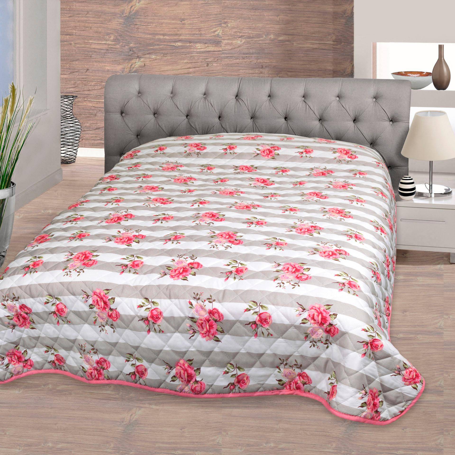 Delindo Lifestyle Tagesdecke »Rosen«, mit Rosen-Print, in Gr. 140x210 Delindo Lifestyle Tagesdecke »Rosen«, mit Rosen-Print, in Gr. 140x210 von Delindo Lifestyle