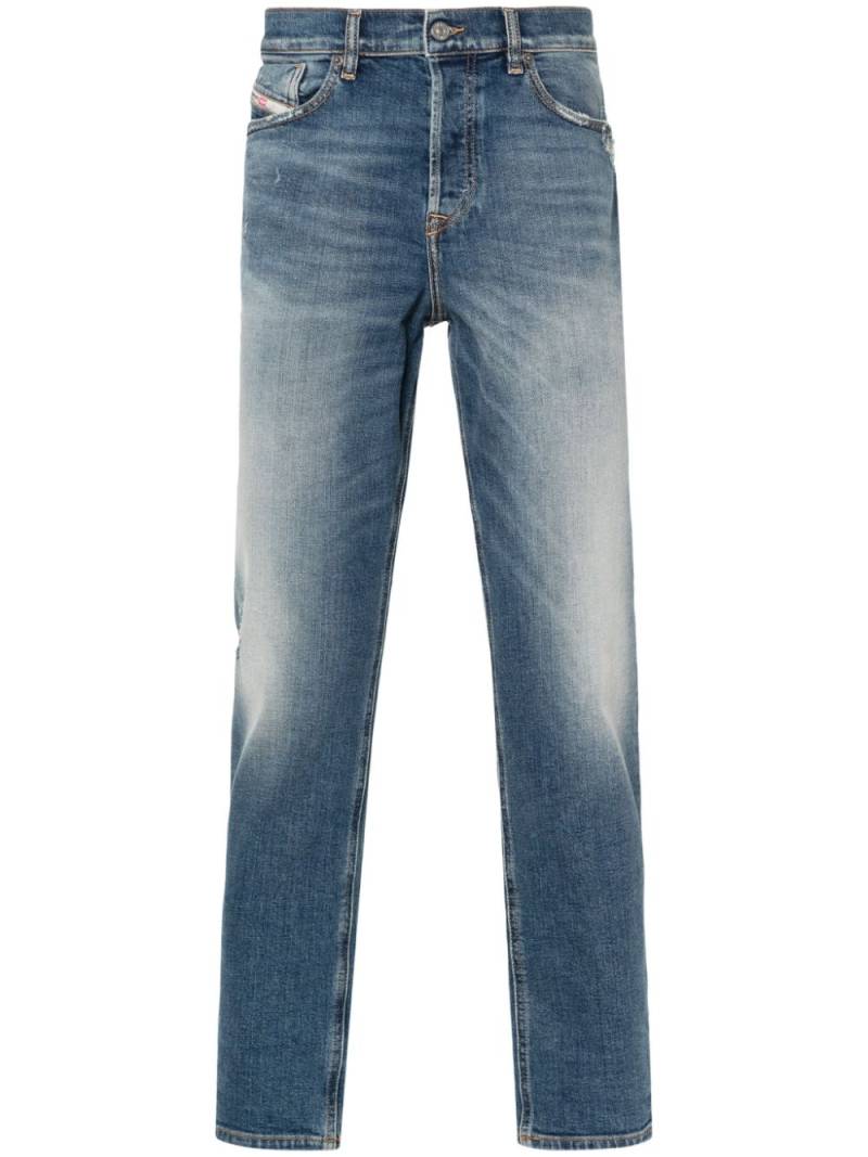 Diesel 2005 D-Fining 09h45 mid-rise tapered-leg jeans - Blue von Diesel