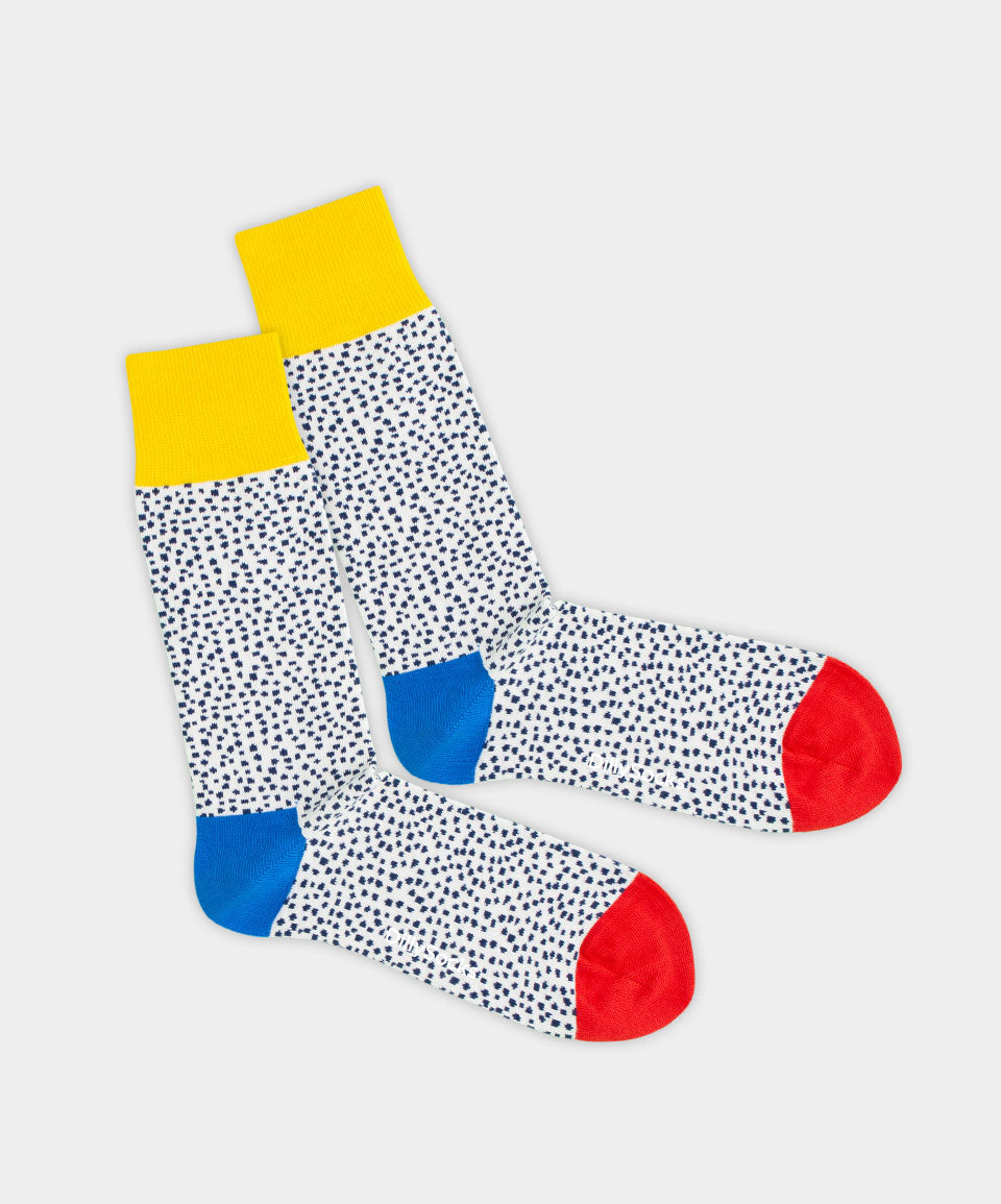 - Socken in Weiss mit Punkte Motiv/Muster von DillySocks