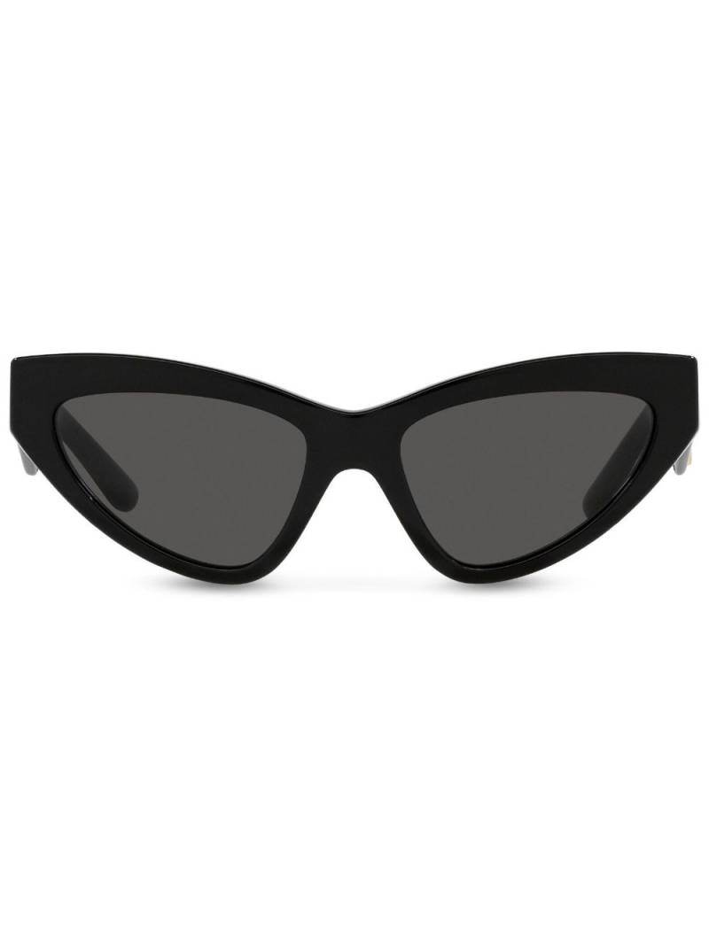 Dolce & Gabbana Eyewear logo-lettering cat-eye sunglasses - Black von Dolce & Gabbana Eyewear