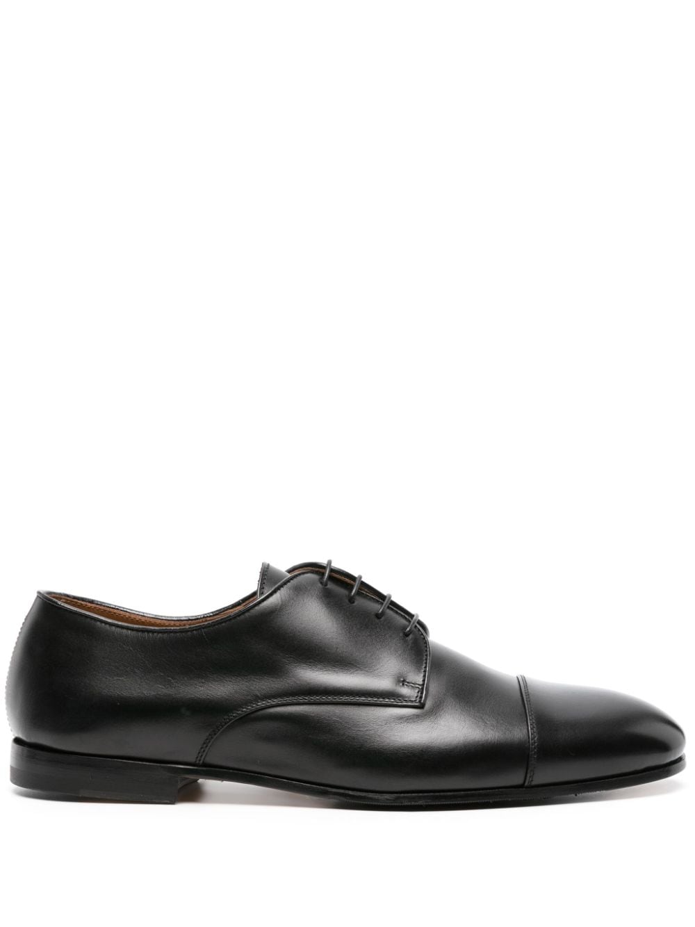 Doucal's lace-up patent leather derby shoes - Black von Doucal's