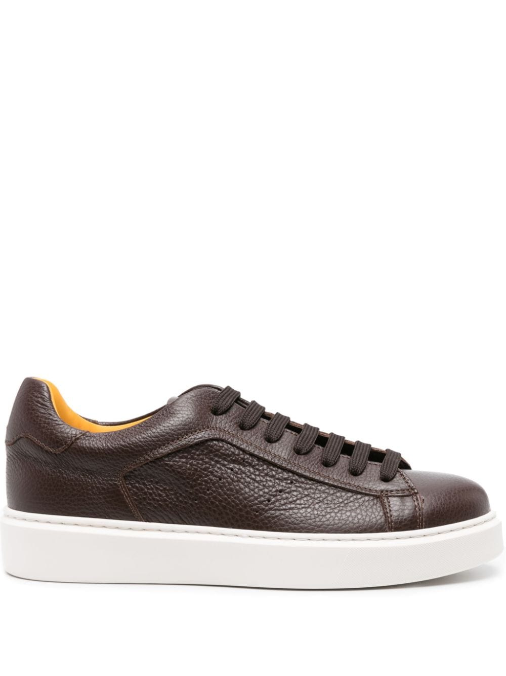 Doucal's logo-patch leather sneakers - Brown von Doucal's