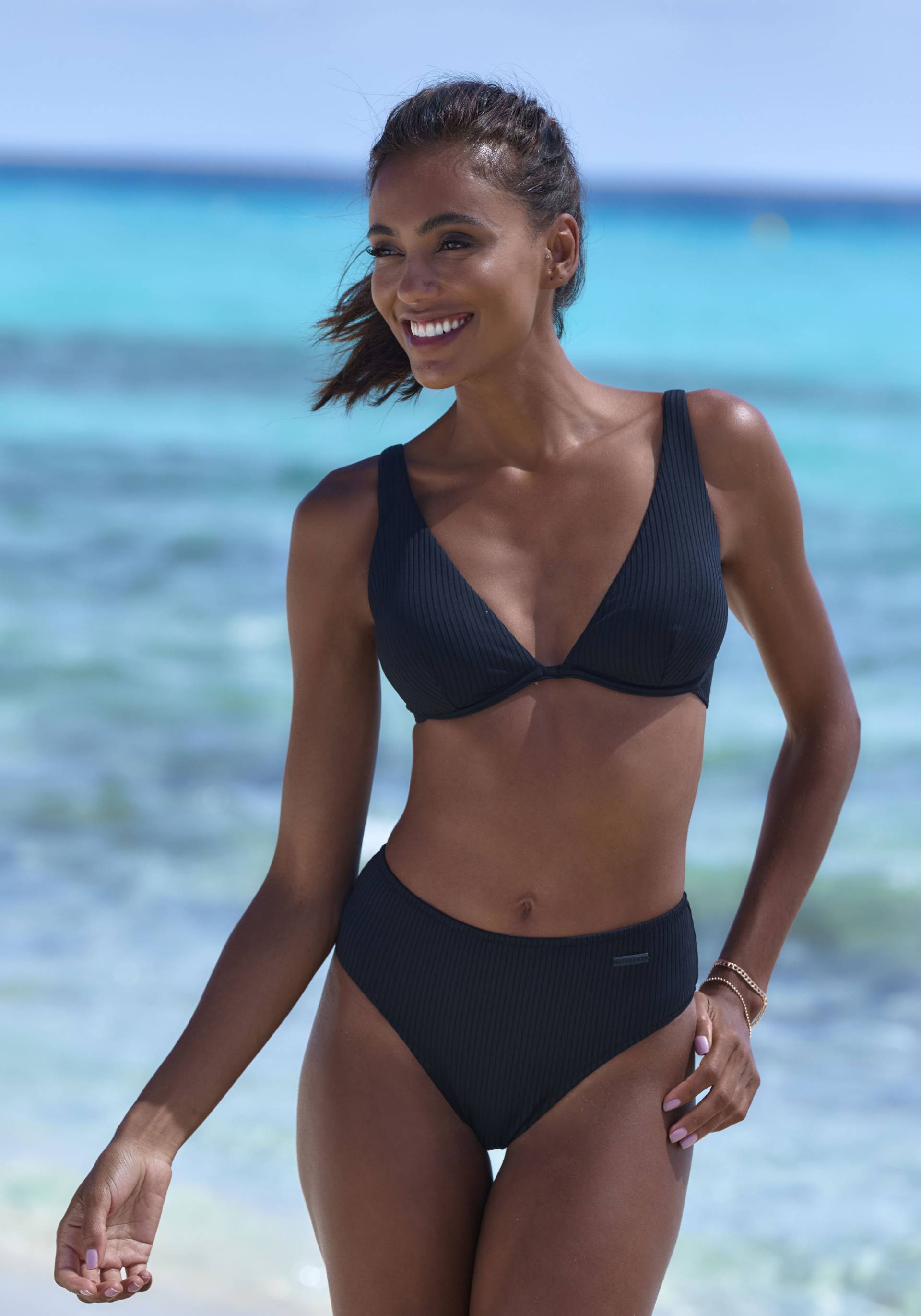 Elbsand Bügel-Bikini, aus trendiger Rippware Elbsand Bügel-Bikini, aus trendiger Rippware von Elbsand