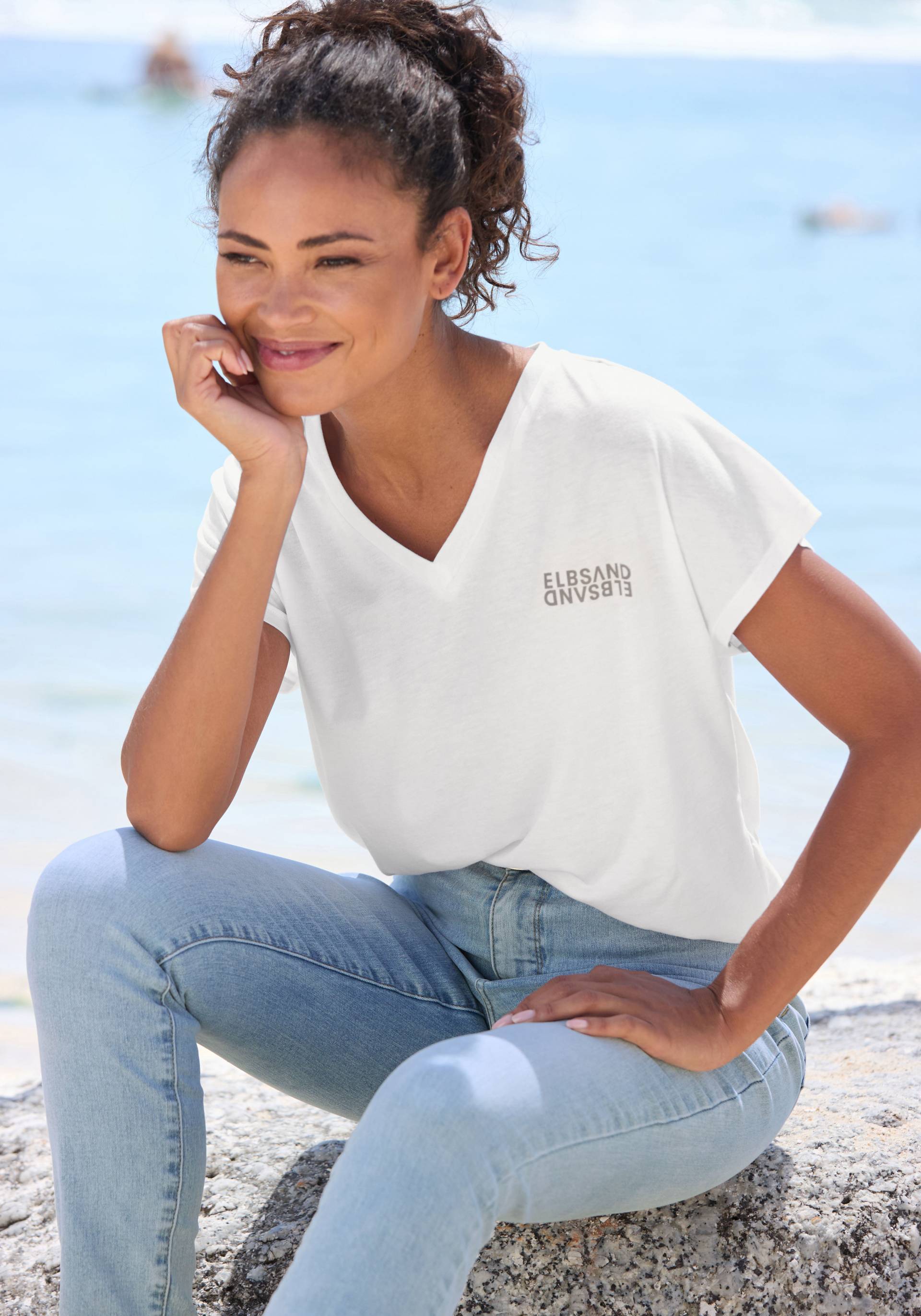 Elbsand V-Shirt, mit Logoprint, Kurzarmshirt, Basic Elbsand V-Shirt, mit Logoprint, Kurzarmshirt, Basic von Elbsand