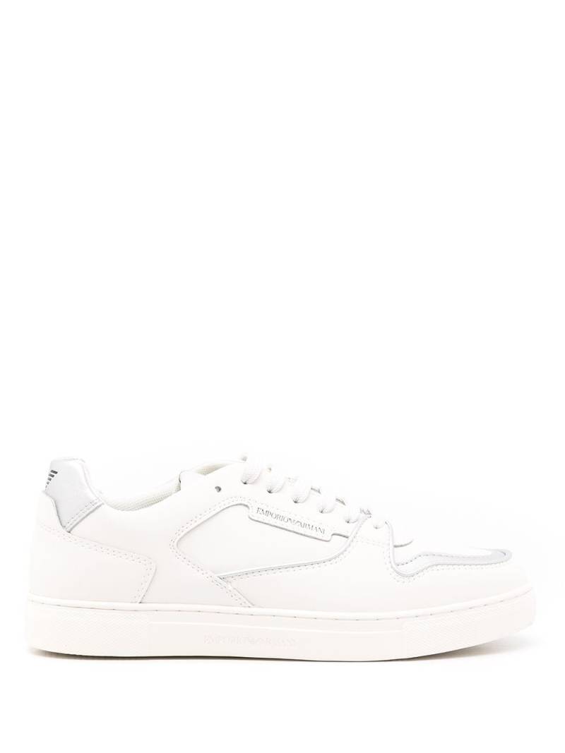 Emporio Armani contrast-trim low-top sneakers - White von Emporio Armani