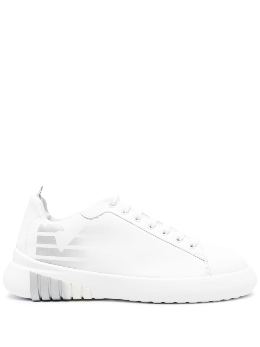 Emporio Armani logo-print leather sneakers - White von Emporio Armani