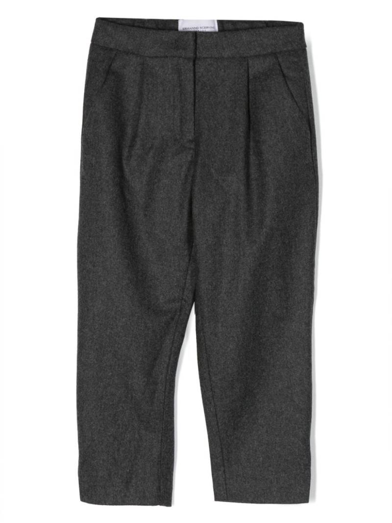 Ermanno Scervino Junior logo-plaque tapered trousers - Grey von Ermanno Scervino Junior