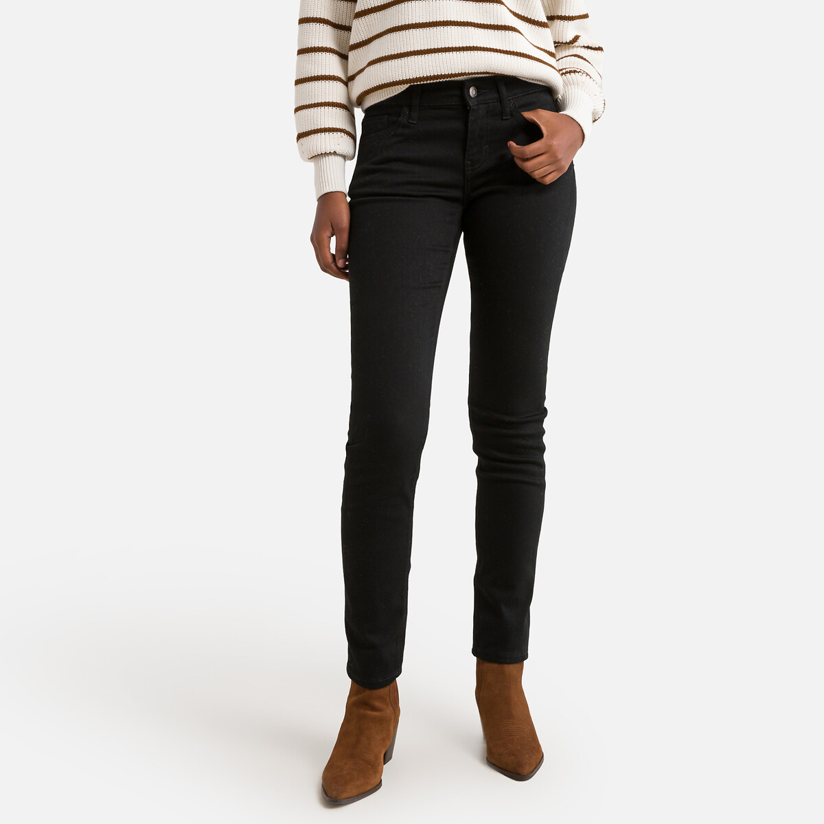 Slim-Jeans mit mittelhohem Bund von Esprit