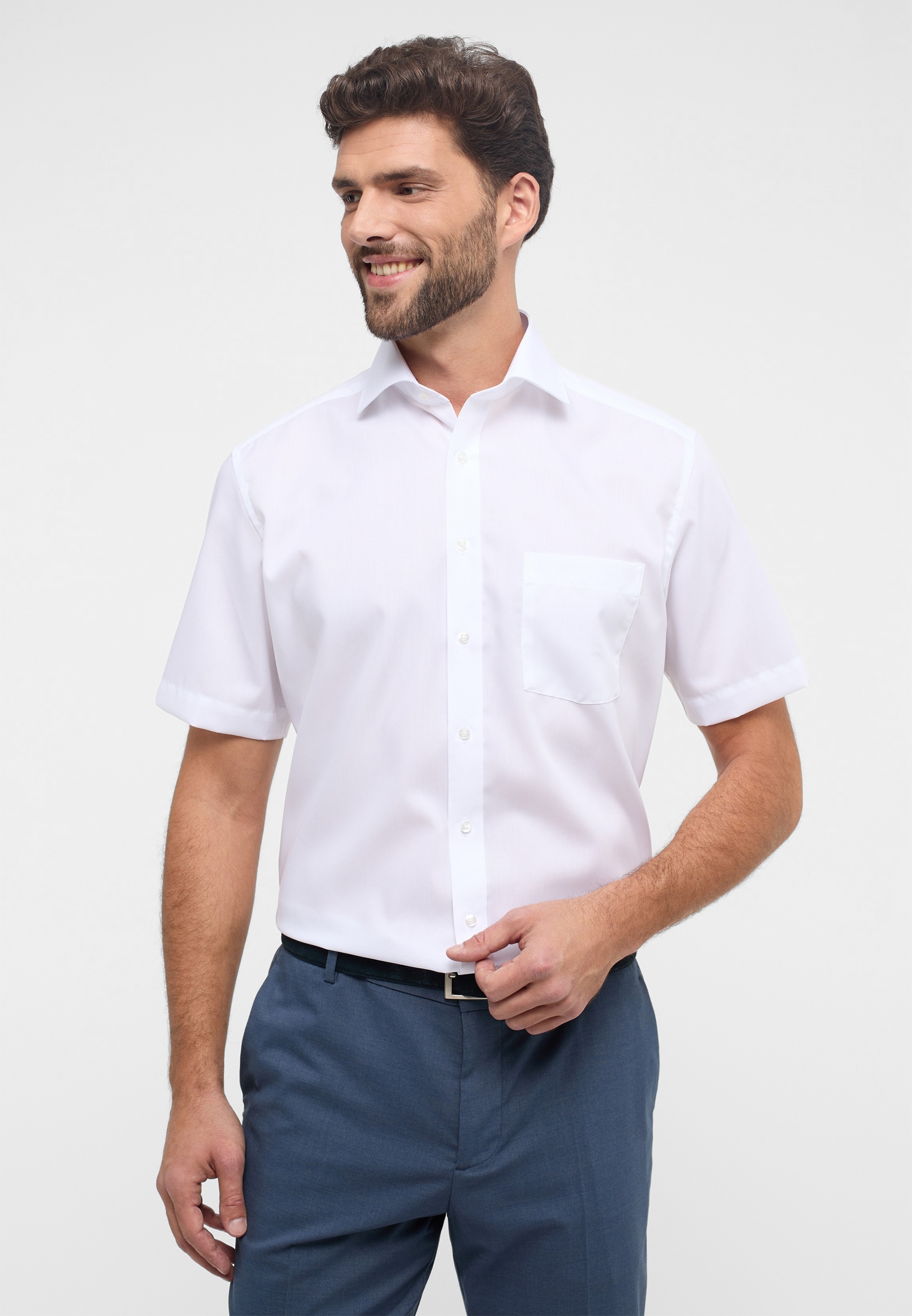Eterna Kurzarmhemd »MODERN FIT«, NON IRON (bügelfrei) Eterna Kurzarmhemd »MODERN FIT«, NON IRON (bügelfrei) von Eterna