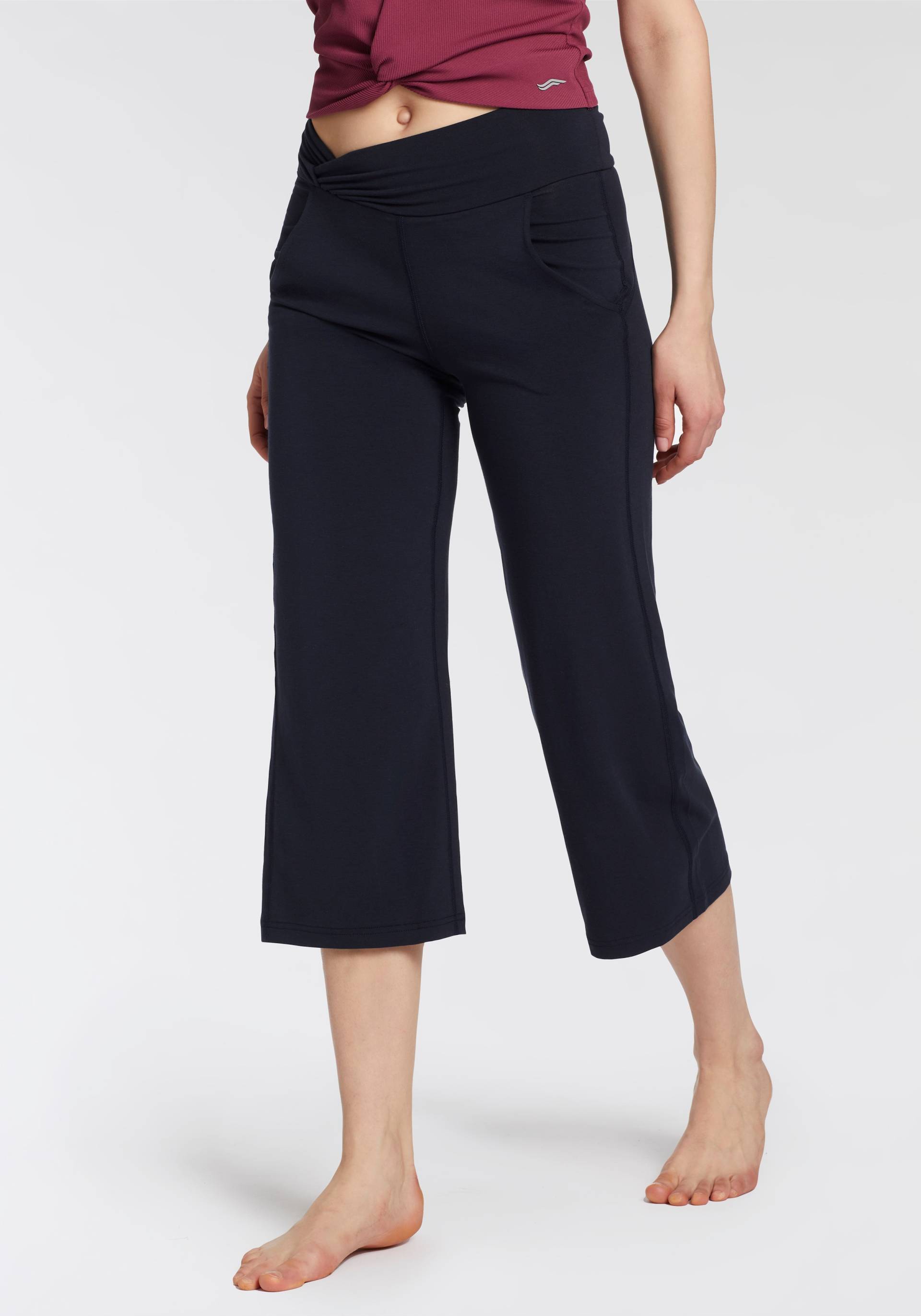 FAYN SPORTS Culotte, mit überkreuztem Bündchen FAYN SPORTS Culotte, mit überkreuztem Bündchen von FAYN SPORTS