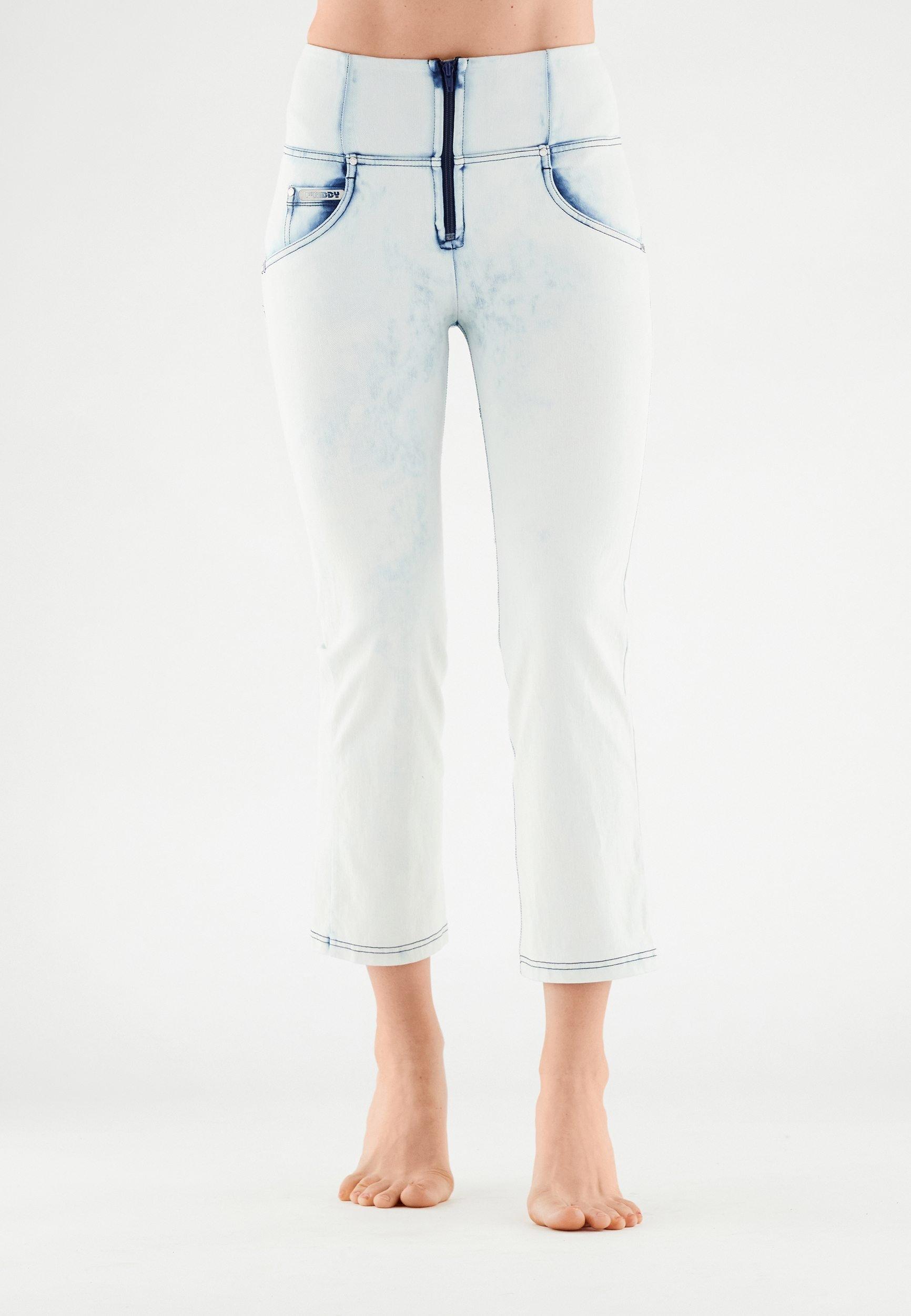 Push Up-jeans Wr.up® Gebleicht Mit Hohem Taillenbund Mit Cropped-saum Aus Denim-webstoff Damen Hellblau M von FREDDY