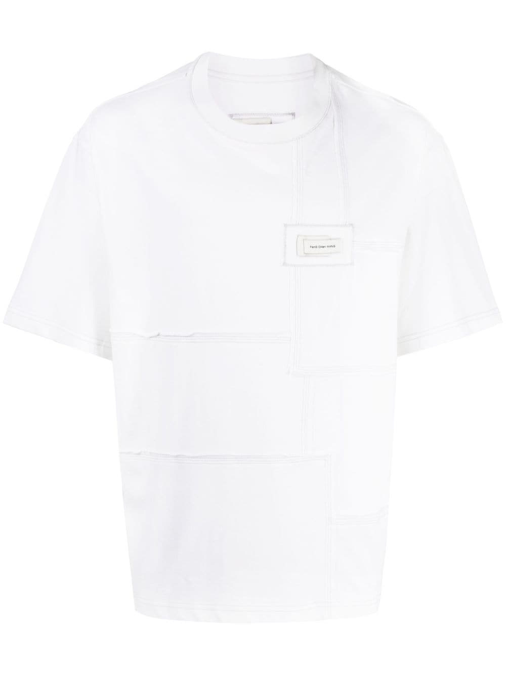 Feng Chen Wang logo-patch panelled cotton T-shirt - White von Feng Chen Wang