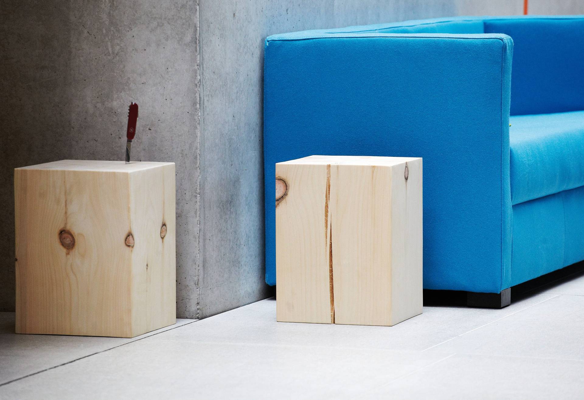 Fiam Hocker »block«, eckig, aus massiver Eiche oder Kernesche, in 2 Höhen Fiam Hocker »block«, eckig, aus massiver Eiche oder Kernesche, in 2 Höhen von Fiam