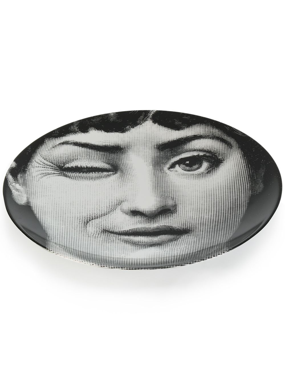 Fornasetti winking woman plate - Black von Fornasetti