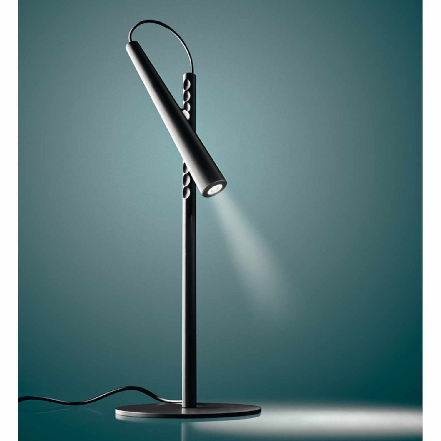 Magneto LED Tischleuchte, Farbe schwarz von Foscarini