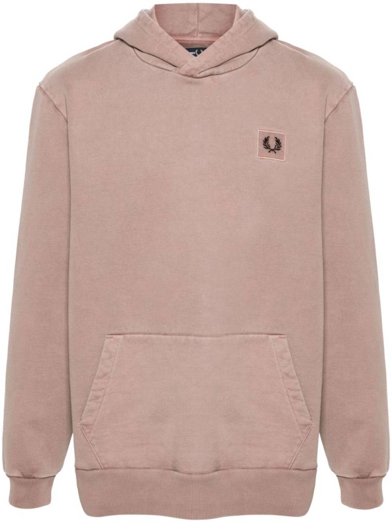 Fred Perry logo-appliqué hoodie - Pink von Fred Perry