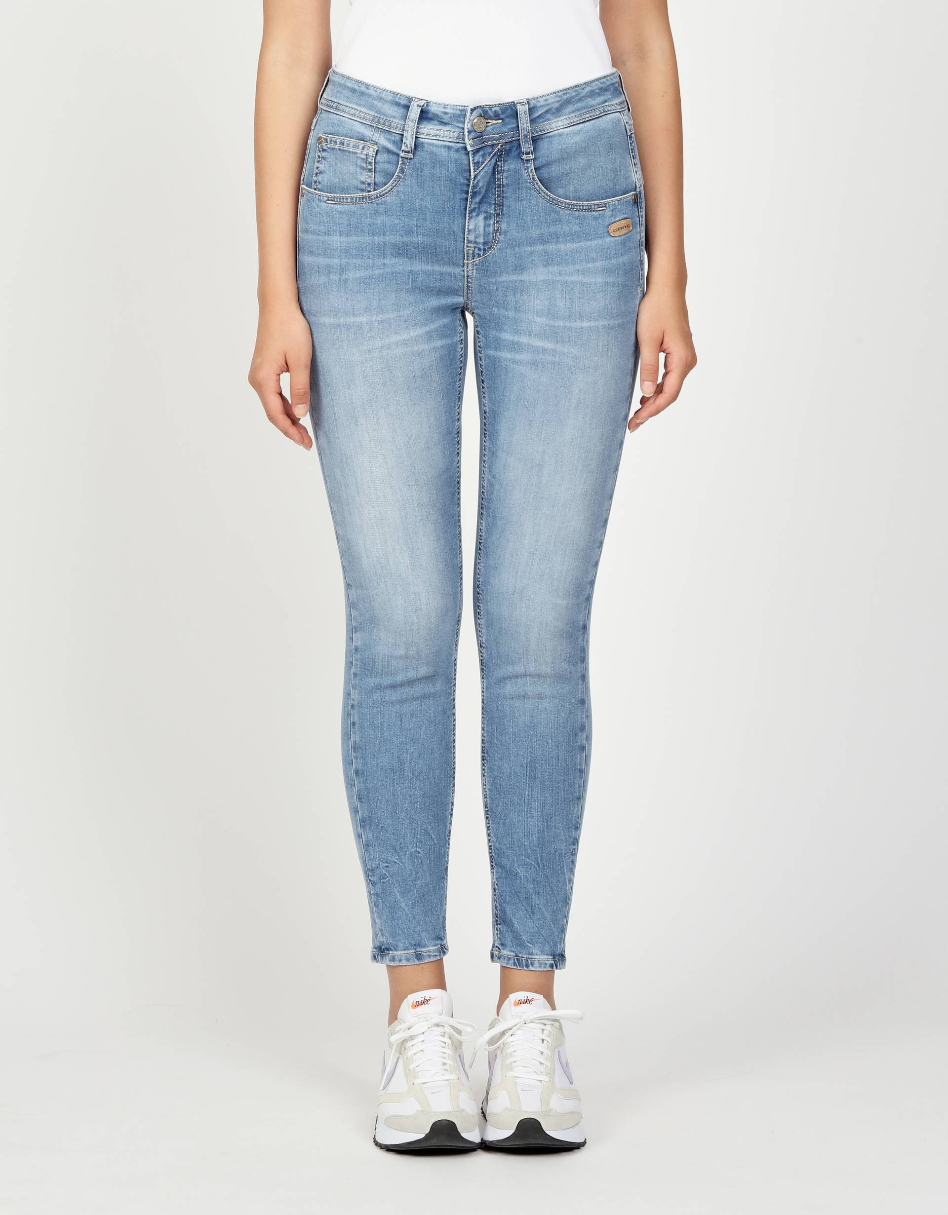 GANG Relax-fit-Jeans »94AMELIE CROPPED«, in 5-Pocket-Style GANG Relax-fit-Jeans »94AMELIE CROPPED«, in 5-Pocket-Style von GANG