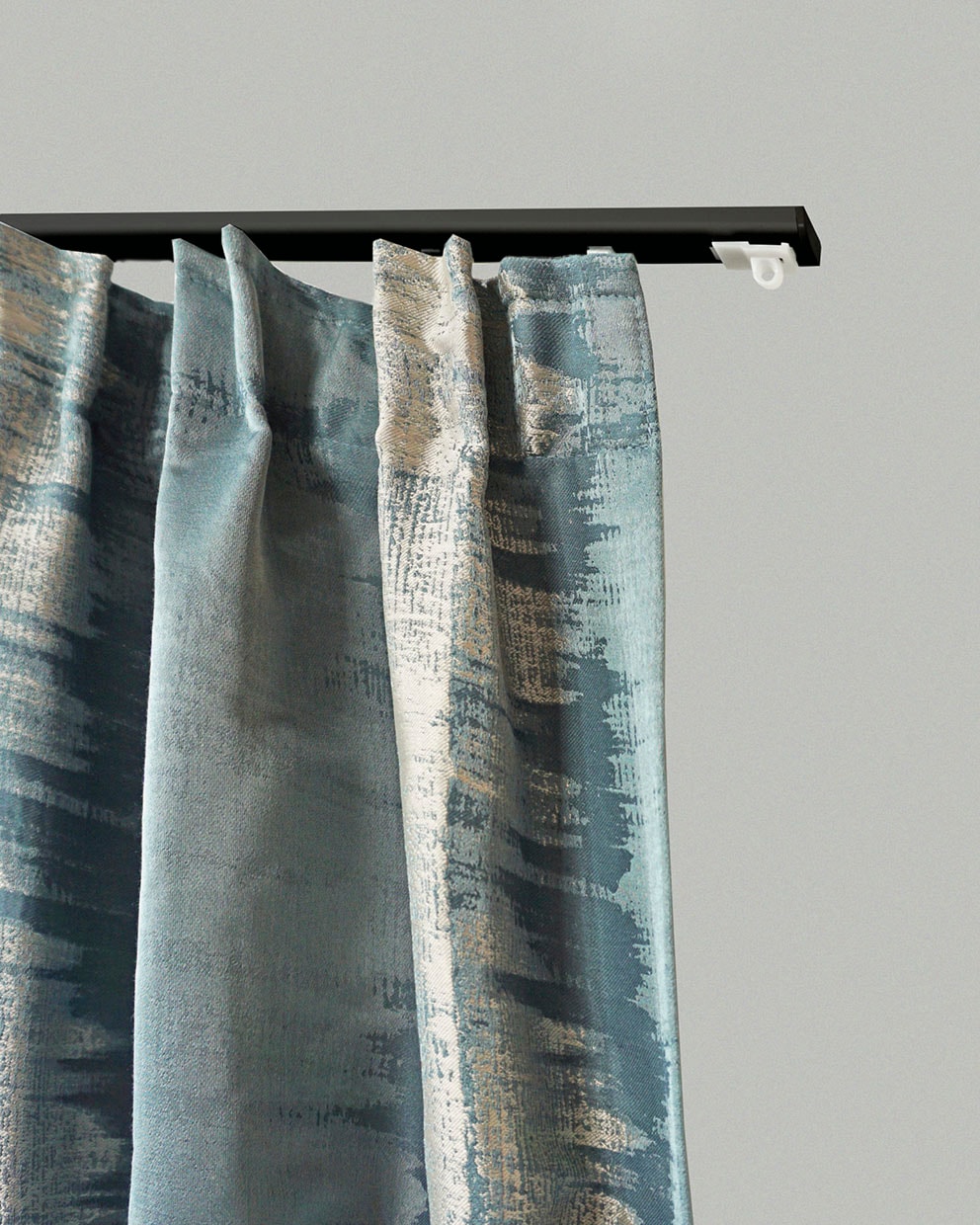 GARESA Gardinenschiene »100«, 1 läufig-läufig, Wunschmasslänge, schlichte Aluminium-Innenlaufgarnitur, verlängerbar, Deckenmontage GARESA Gardinenschiene »100«, 1 läufig-läufig, Wunschmasslänge, schlichte Aluminium-Innenlaufgarnitur, verlängerbar, Deckenmontage von GARESA