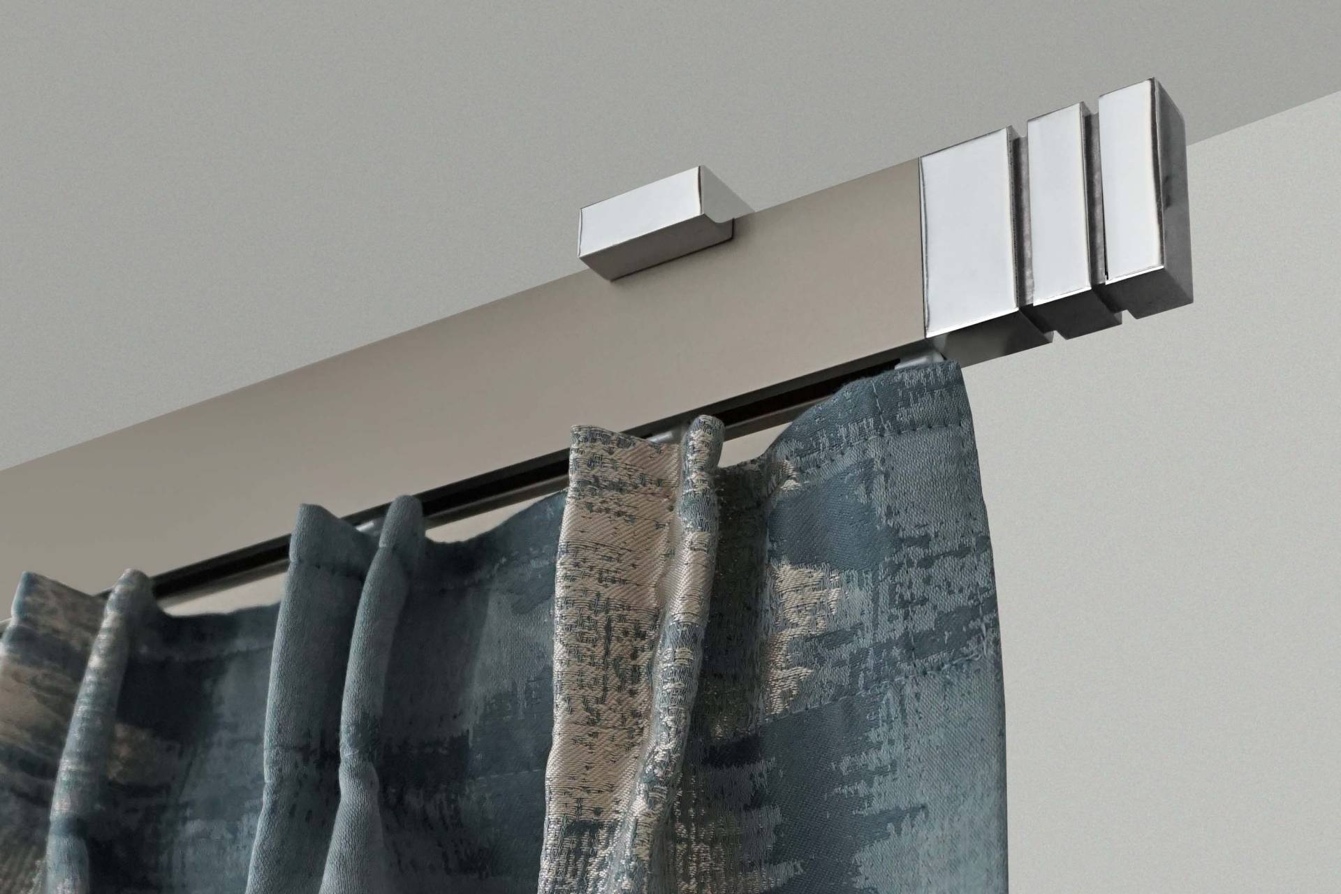 GARESA Gardinenstange »FLAT«, 1 läufig-läufig, Wunschmasslänge, Rechteckprofil, Deckenmontage, perfekter Lauf, modern, verlängerbar GARESA Gardinenstange »FLAT«, 1 läufig-läufig, Wunschmasslänge, Rechteckprofil, Deckenmontage, perfekter Lauf, modern, verlängerbar von GARESA