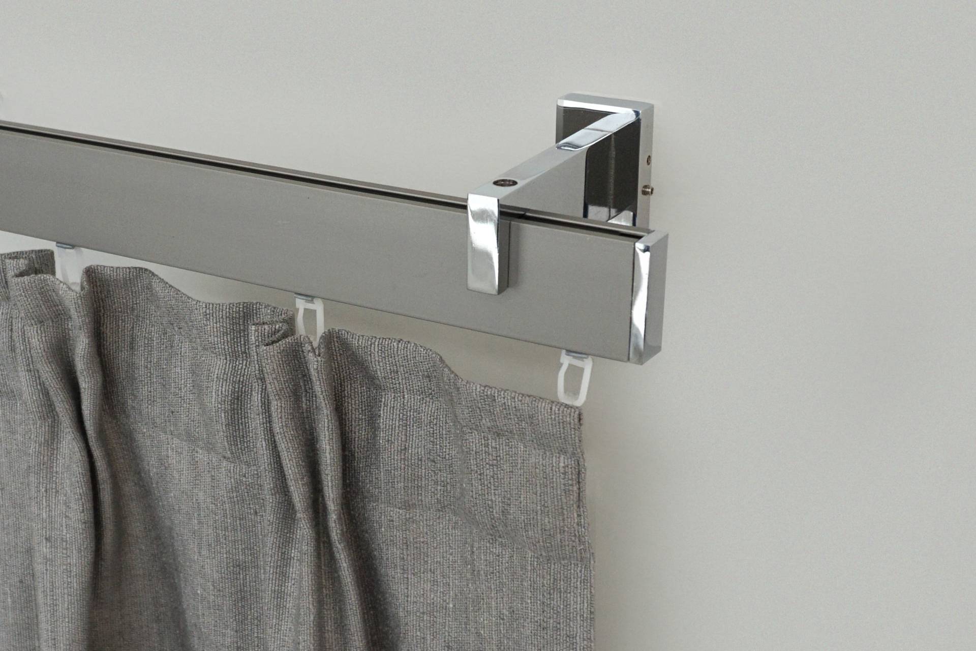 GARESA Innenlaufschiene »FLAT«, 1 läufig-läufig, Wunschmasslänge, Rechteckprofil, Wandmontage, perfekter Lauf, modern, verlängerbar GARESA Innenlaufschiene »FLAT«, 1 läufig-läufig, Wunschmasslänge, Rechteckprofil, Wandmontage, perfekter Lauf, modern, verlängerbar von GARESA