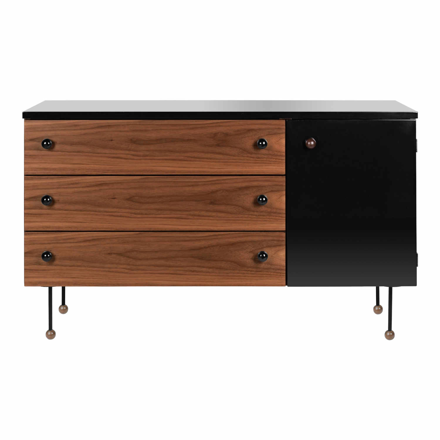 62 Sideboard Regal von GUBI