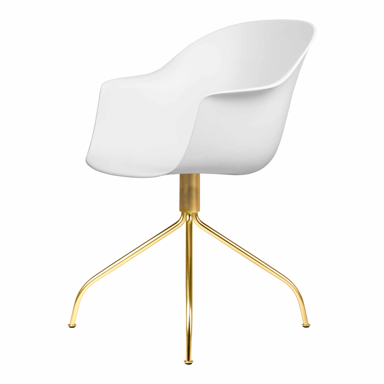 Bat Meeting Chair Swivel Drehstuhl, Sitzschale Plastic Shell new beige, Untergestell Swivel Base brass semi matt von GUBI