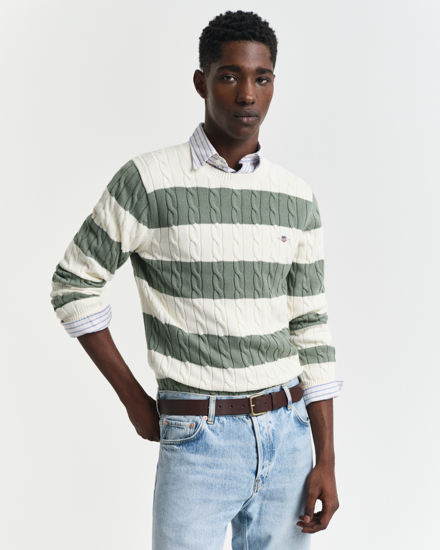 Gant Rundhalspullover »STRIPED COTTON CABLE C-NECK«, besticht durch ein durchgehendes Streifenmuster in Zopfstrickstruktur Gant Rundhalspullover »STRIPED COTTON CABLE C-NECK«, besticht durch ein durchgehendes Streifenmuster in Zopfstrickstruktur von Gant