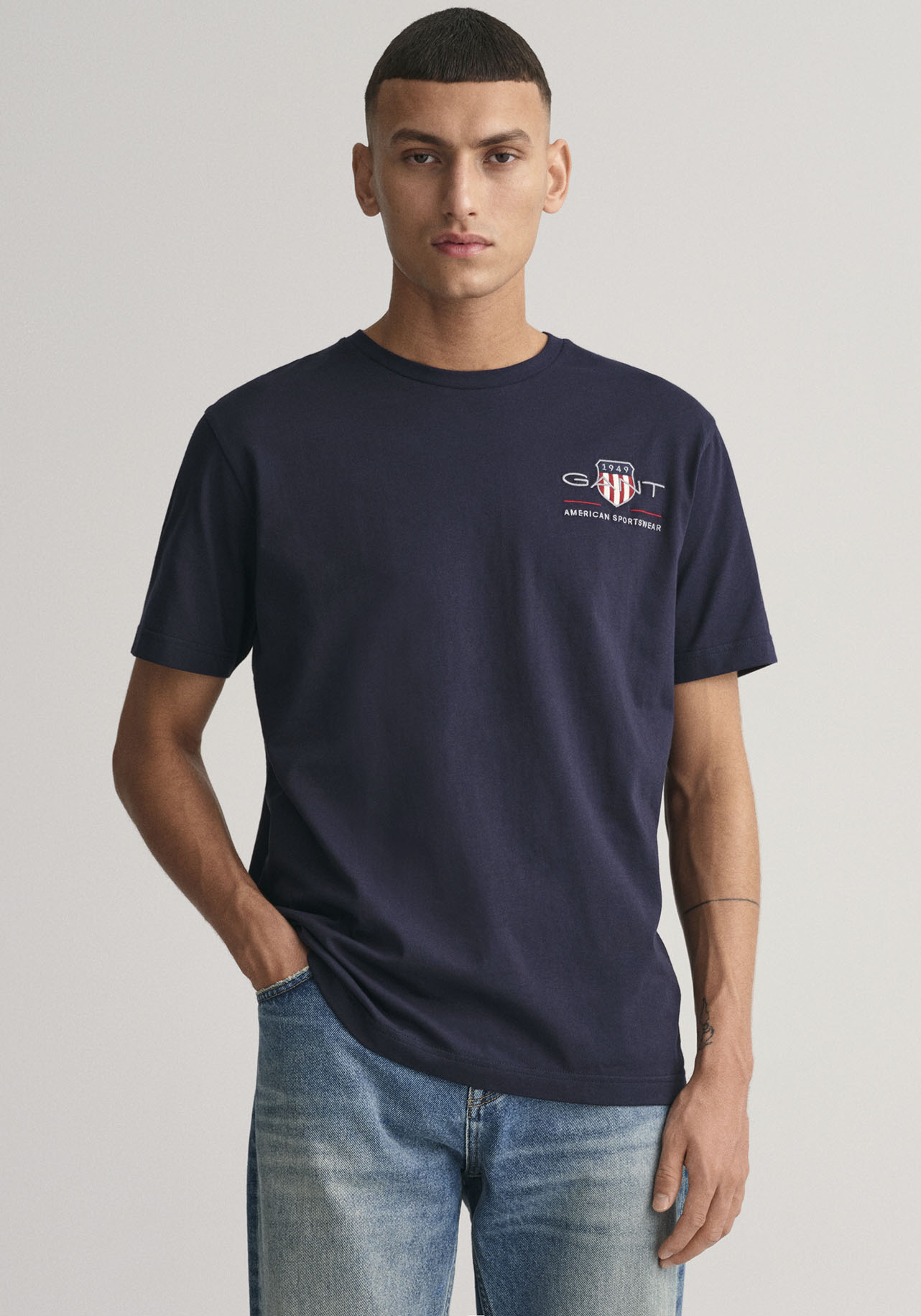 Gant T-Shirt »REG ARCHIVE SHIELD EMB SS T-SHIRT« von Gant