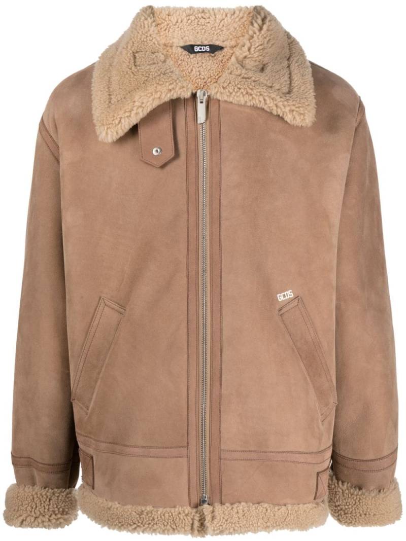 Gcds shearling zip-up biker jacket - Neutrals von Gcds